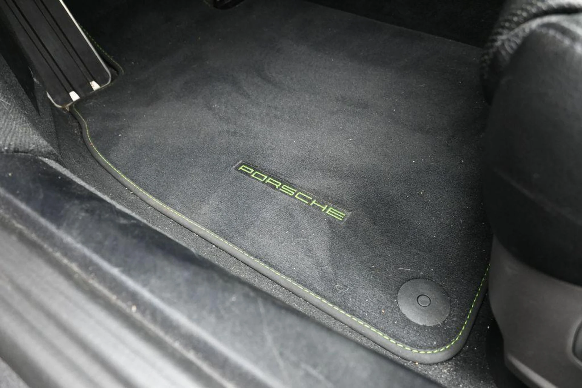 mph014_1521606174_8n11_P_Ro_Lkt_VRV_Ta_NY_60_I7_P5x1_Y_50eb3408ca