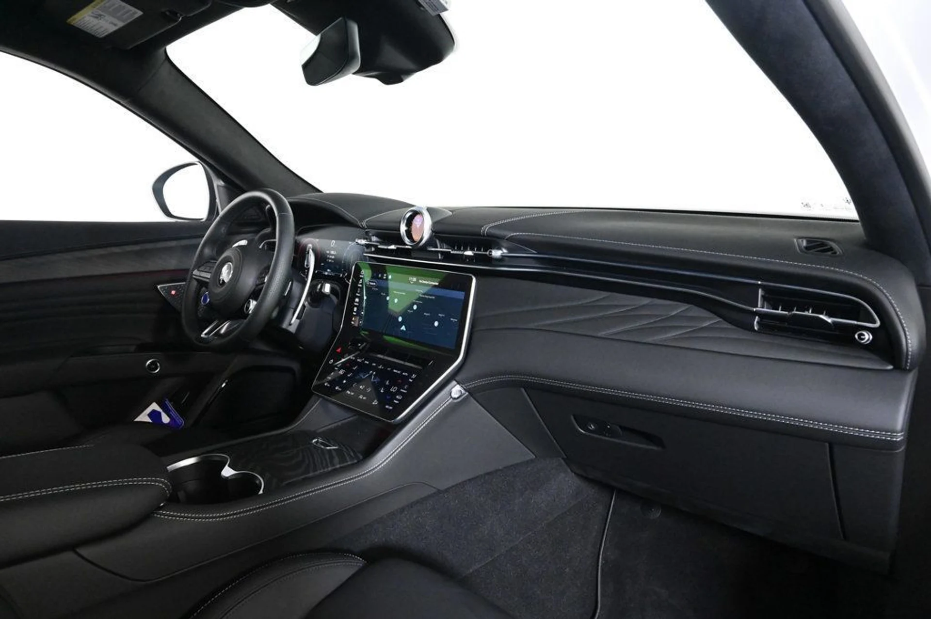 mph014_1524663933_new_2026_maserati_grecale_modenaawd_11350_22995340_15_1024_227935b13e