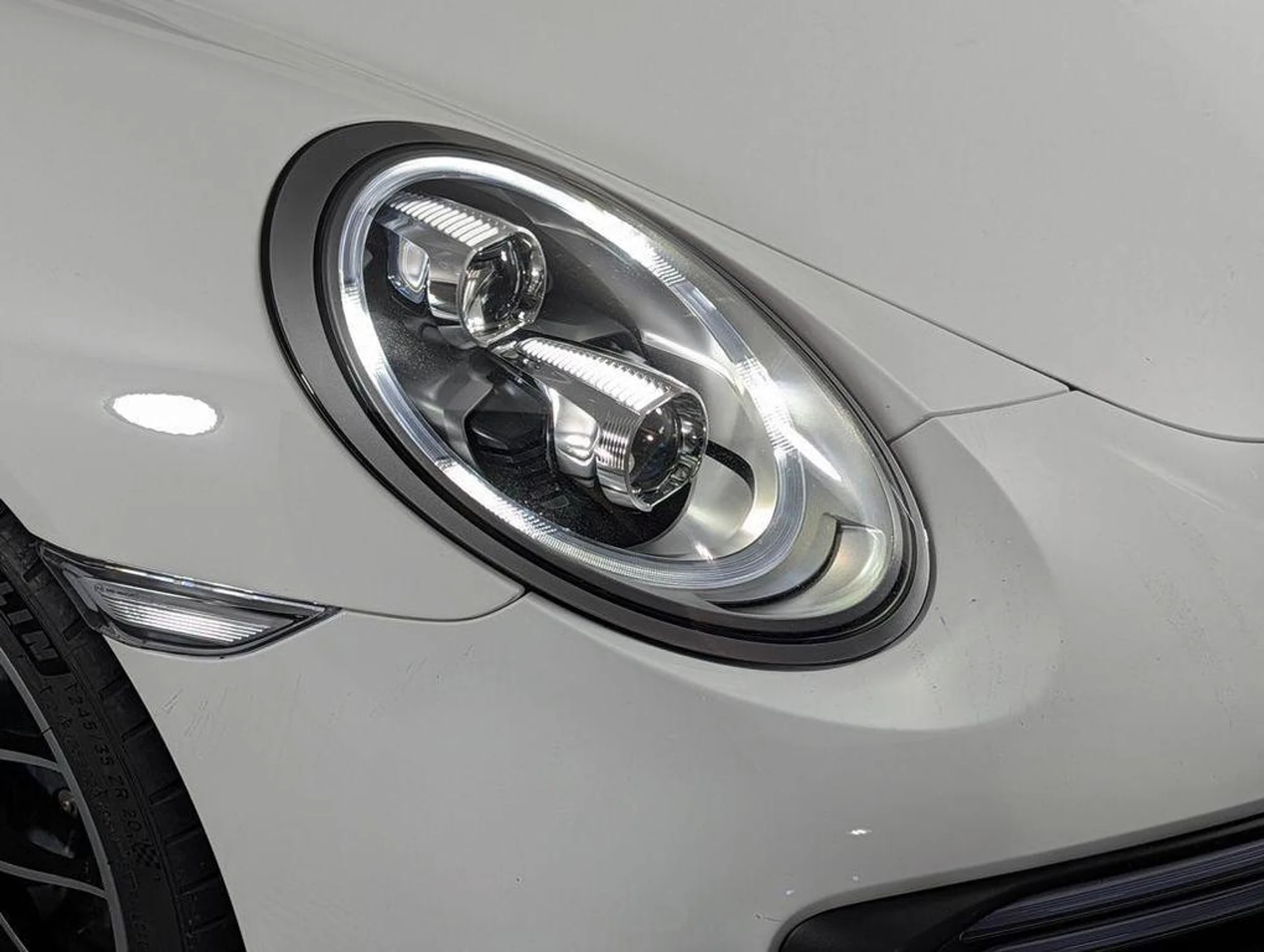 mph014_1526239066_o_Mxb_F_qhkkqno1_S1av_Lv2d_Xh_N_Ec_563c664b30