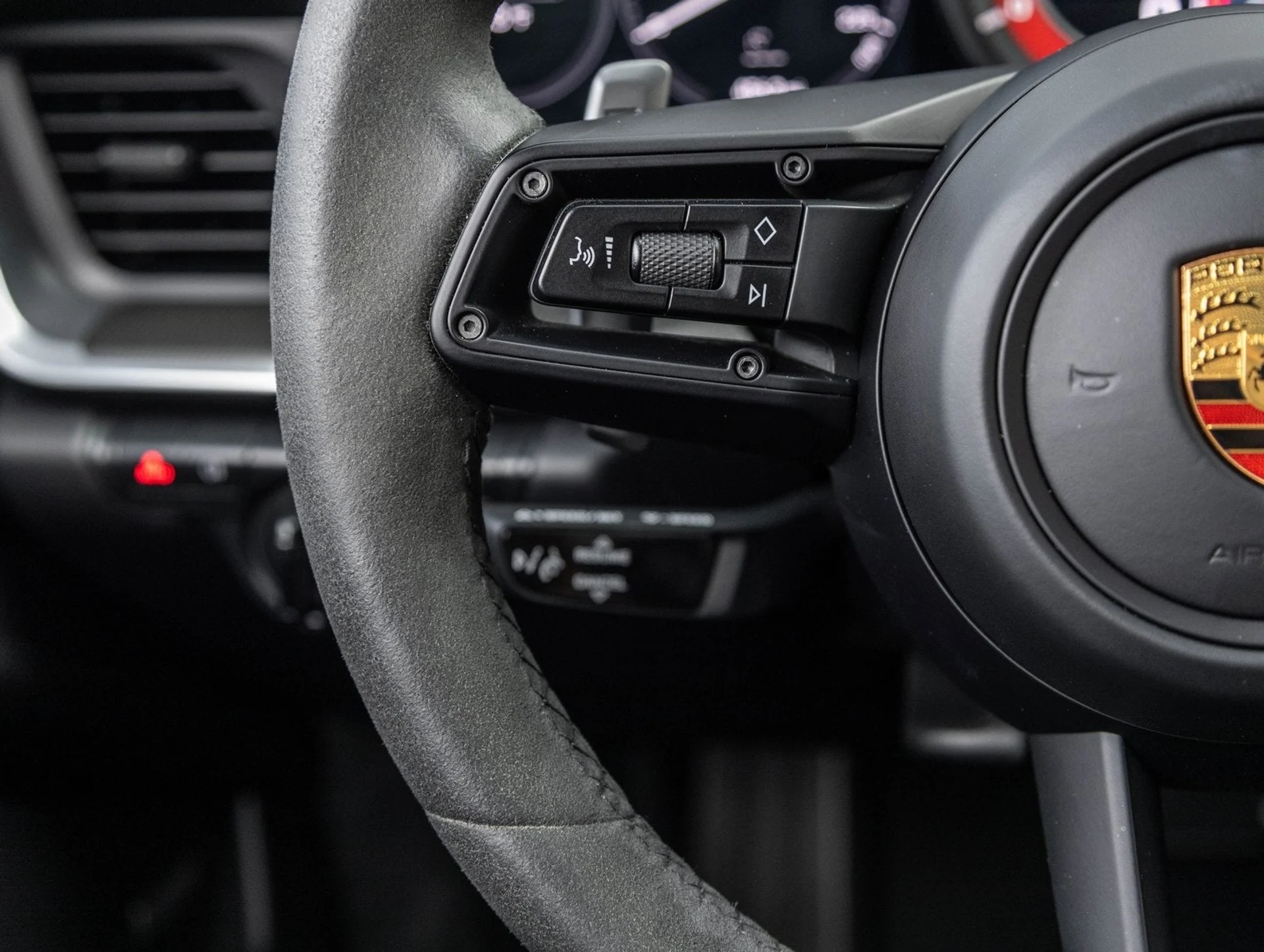 mph014_1528781654_15_50d20d416a