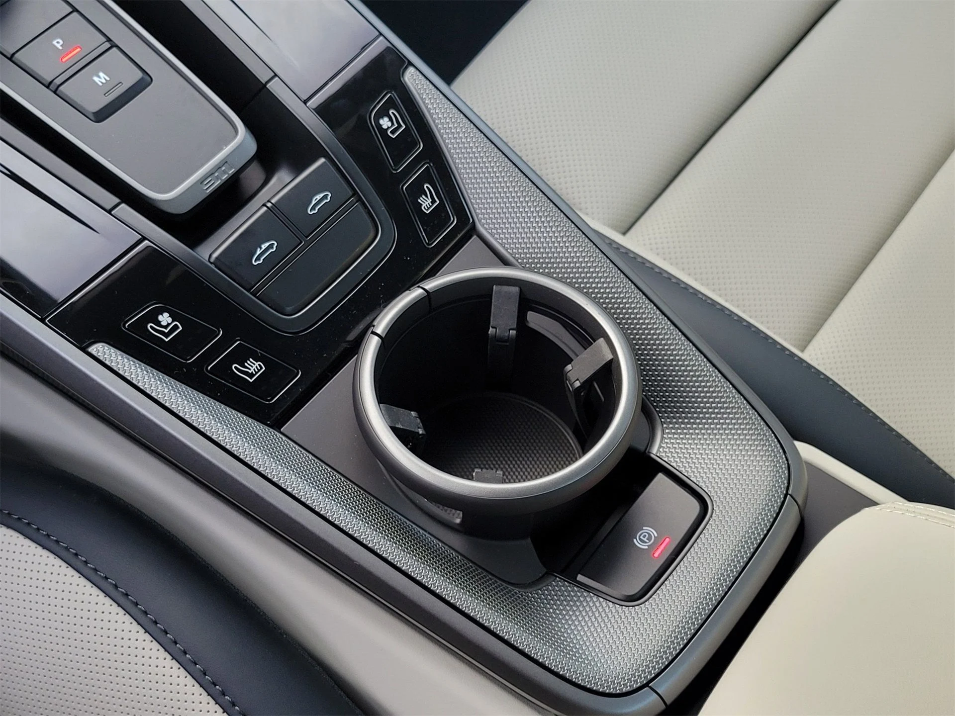 mph014_15294827_52778388ece43d9d2a3071dae7892df9_930f72fe8c