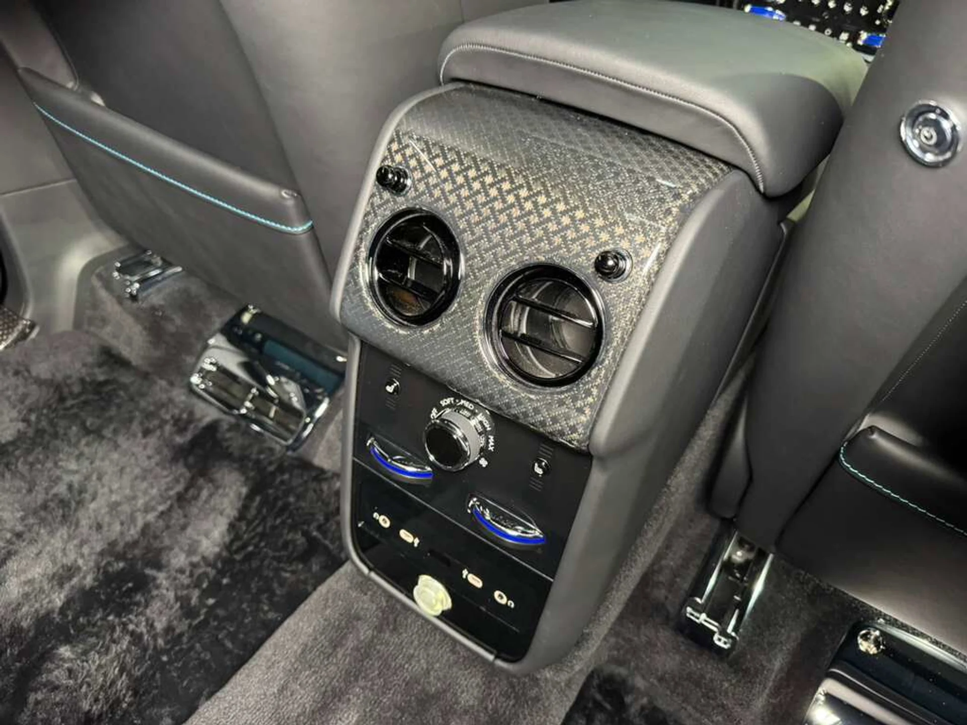 mph014_1530943402_c246b9c2795677054109341e840ca95f_66814fee0c