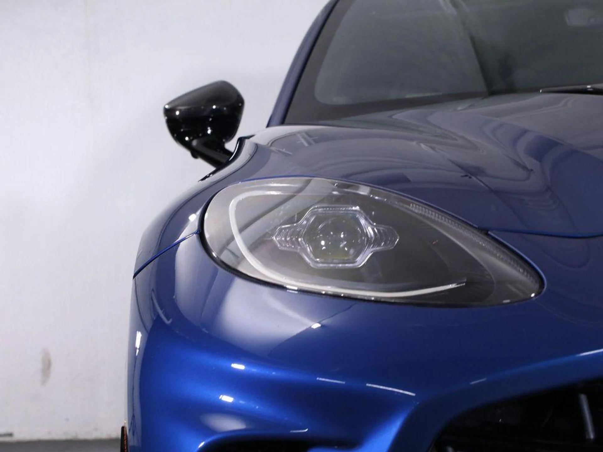 mph014_1537238495_N1_zlu_Zu47xduf8txonmq_Q_4tr_M_7ff323a18b