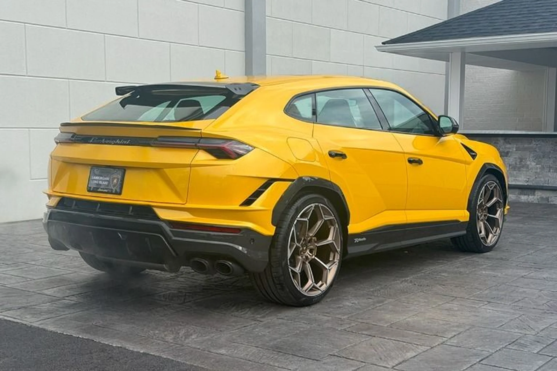 mph014_1537768883_Used_2024_Lamborghini_Urus_Performante_1737405766_222f460d03