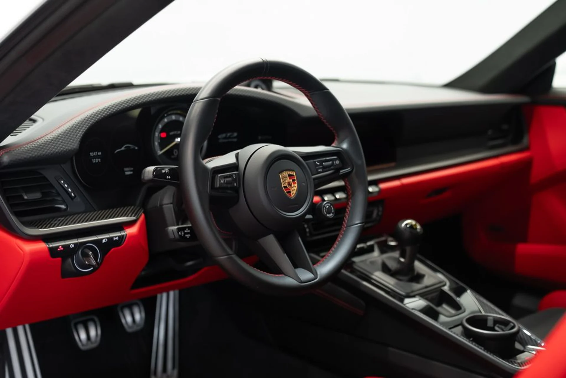 mph014_1539724477_porsche_911_2024_16a1b025f0