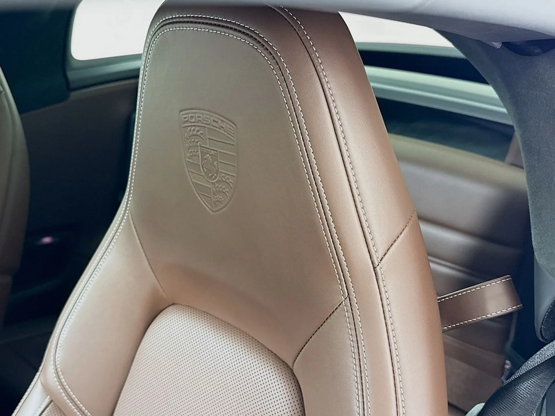 mph014_1540615947_bd1291766bc34b11c9fb9c16b2807413x_95a098375e