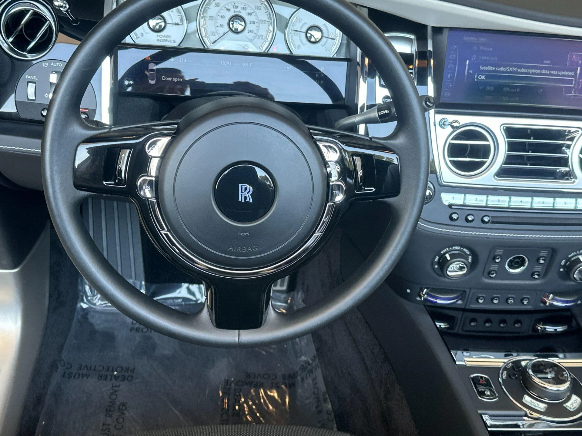 mph014_1544093988_Used_2019_Rolls_Royce_Dawn_1781948321_738e88998a