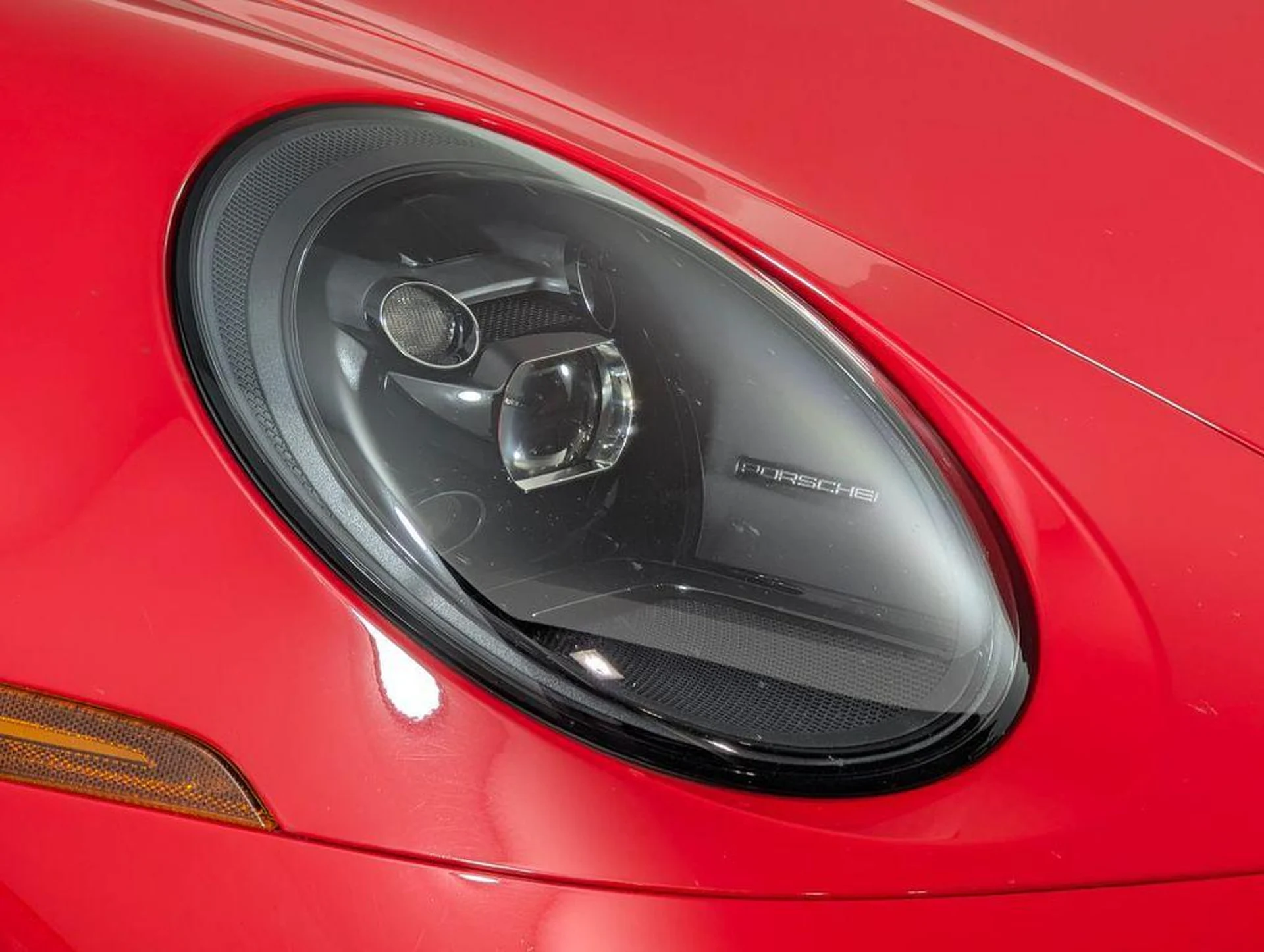 mph014_154943923_5soi71qy_SL_Xb_Cz_Ru_Tb8eb_K_Ayl_B8_4e71250ef6