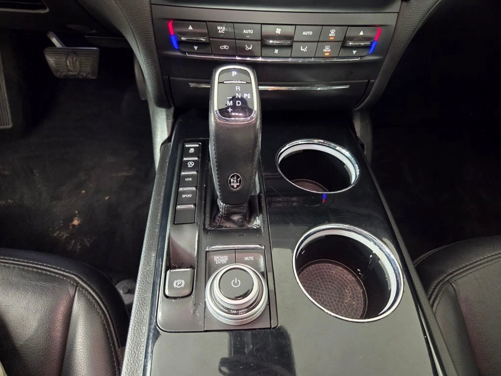 mph014_1550295273_f7ef95934c2998e4ab32700dc1c4f564_037e7b76d6