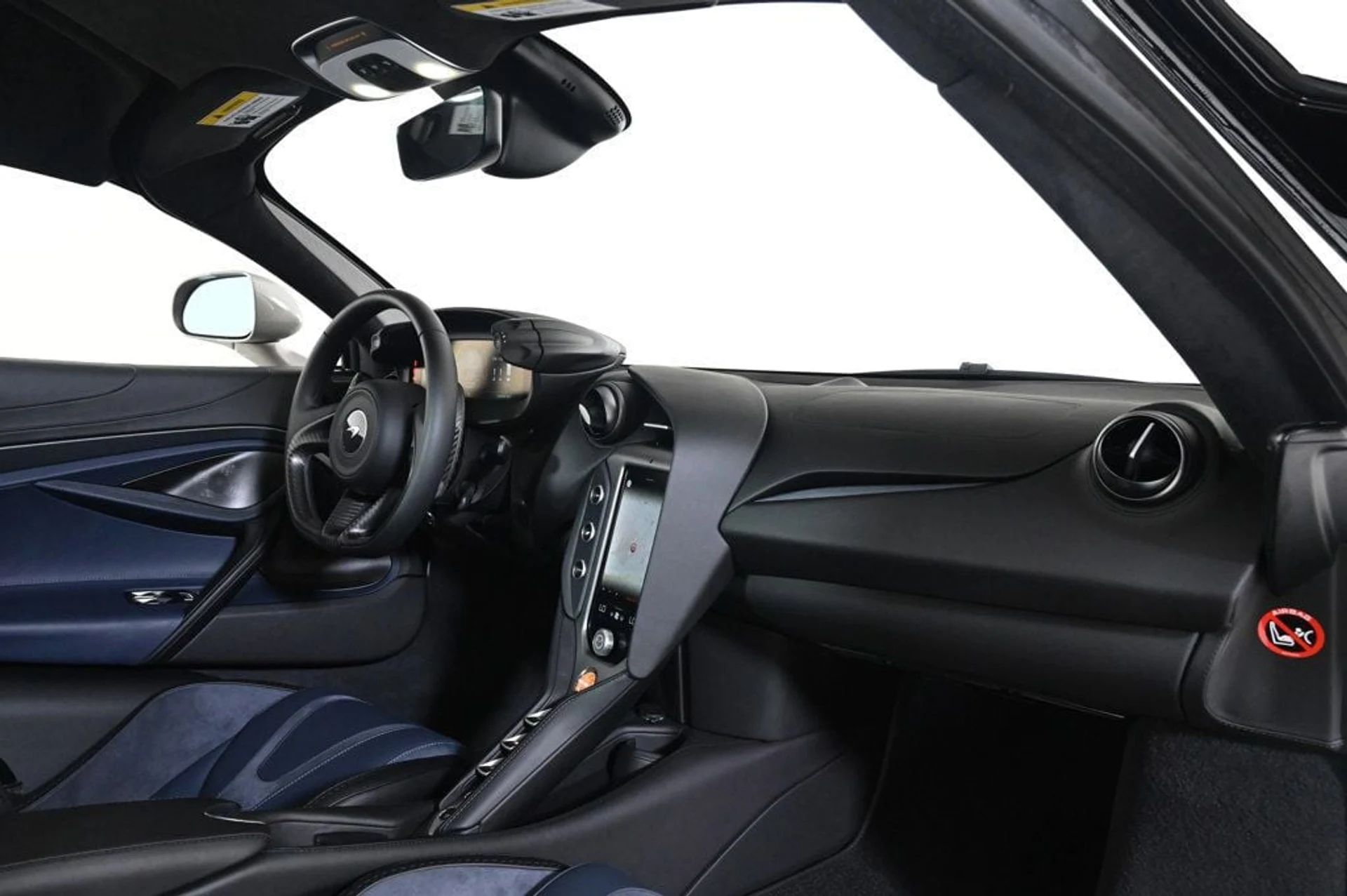 mph014_1550355273_new_2025_mclaren_750s_coupe_11350_22878853_14_1024_1dae593a8b