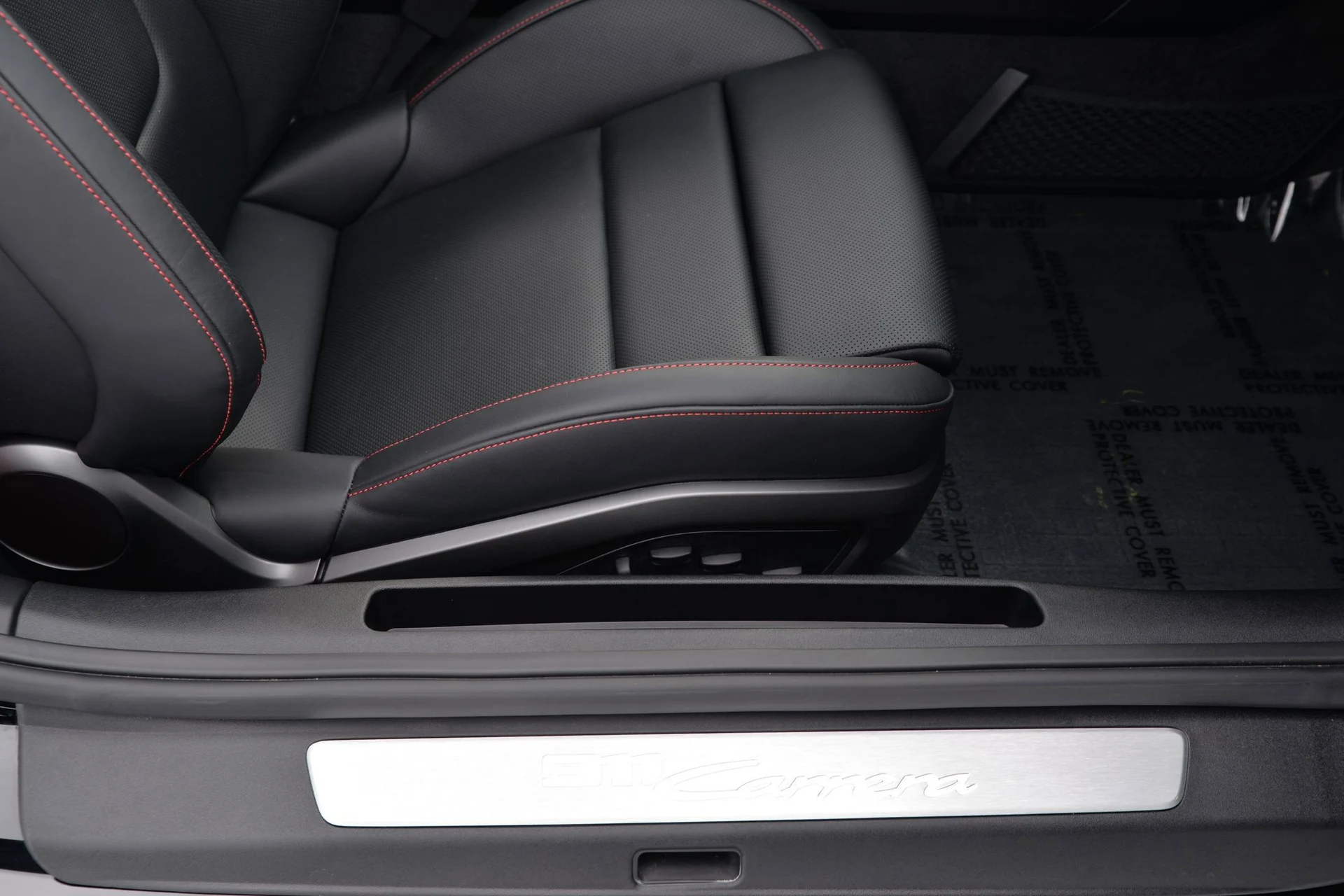 mph014_1551565559_518b790bfa93ca458eaea1675f94e60cx_5642fff373