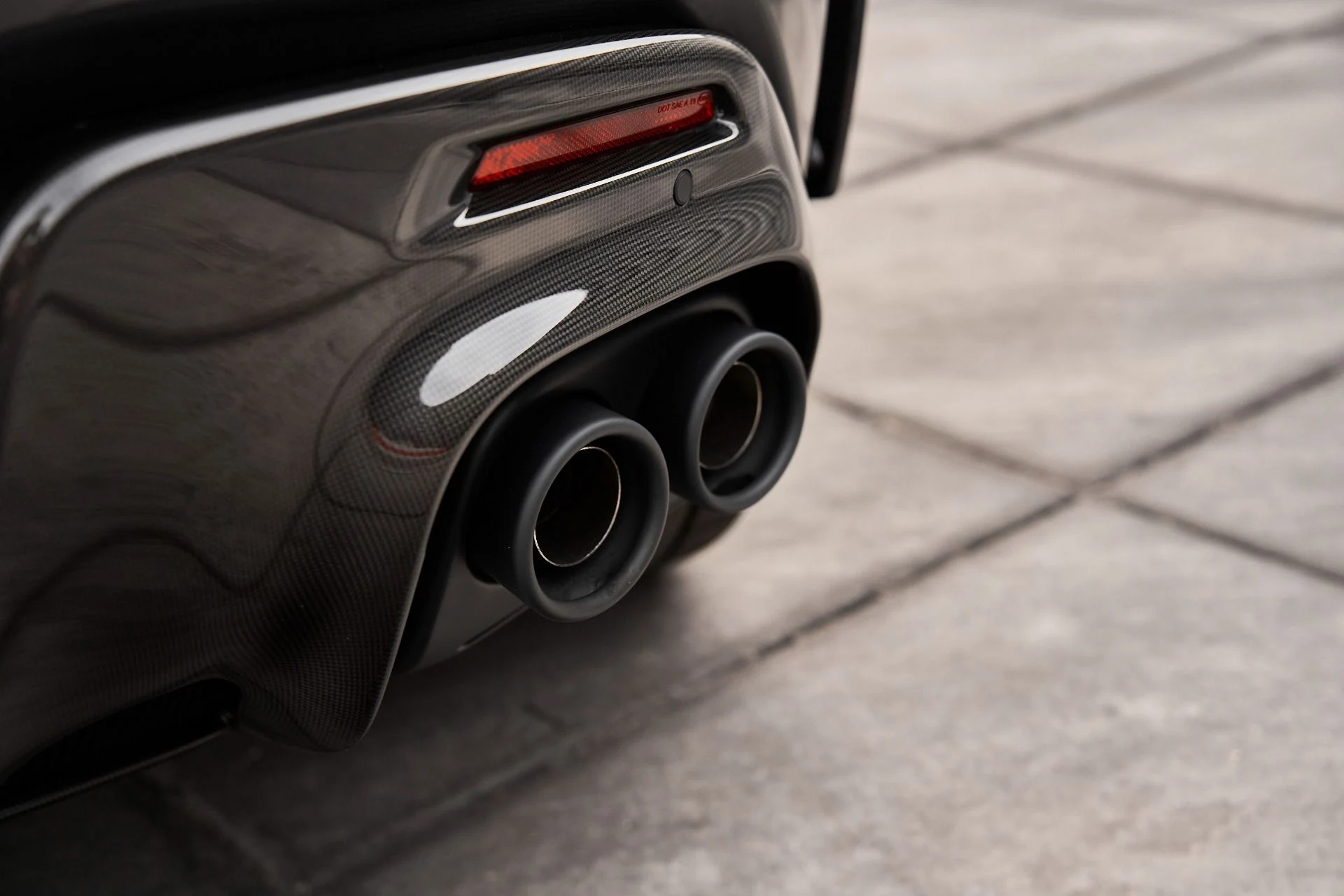 mph014_1559603502_Used_2025_Ferrari_Purosangue_1762993306_cf8b2f0830