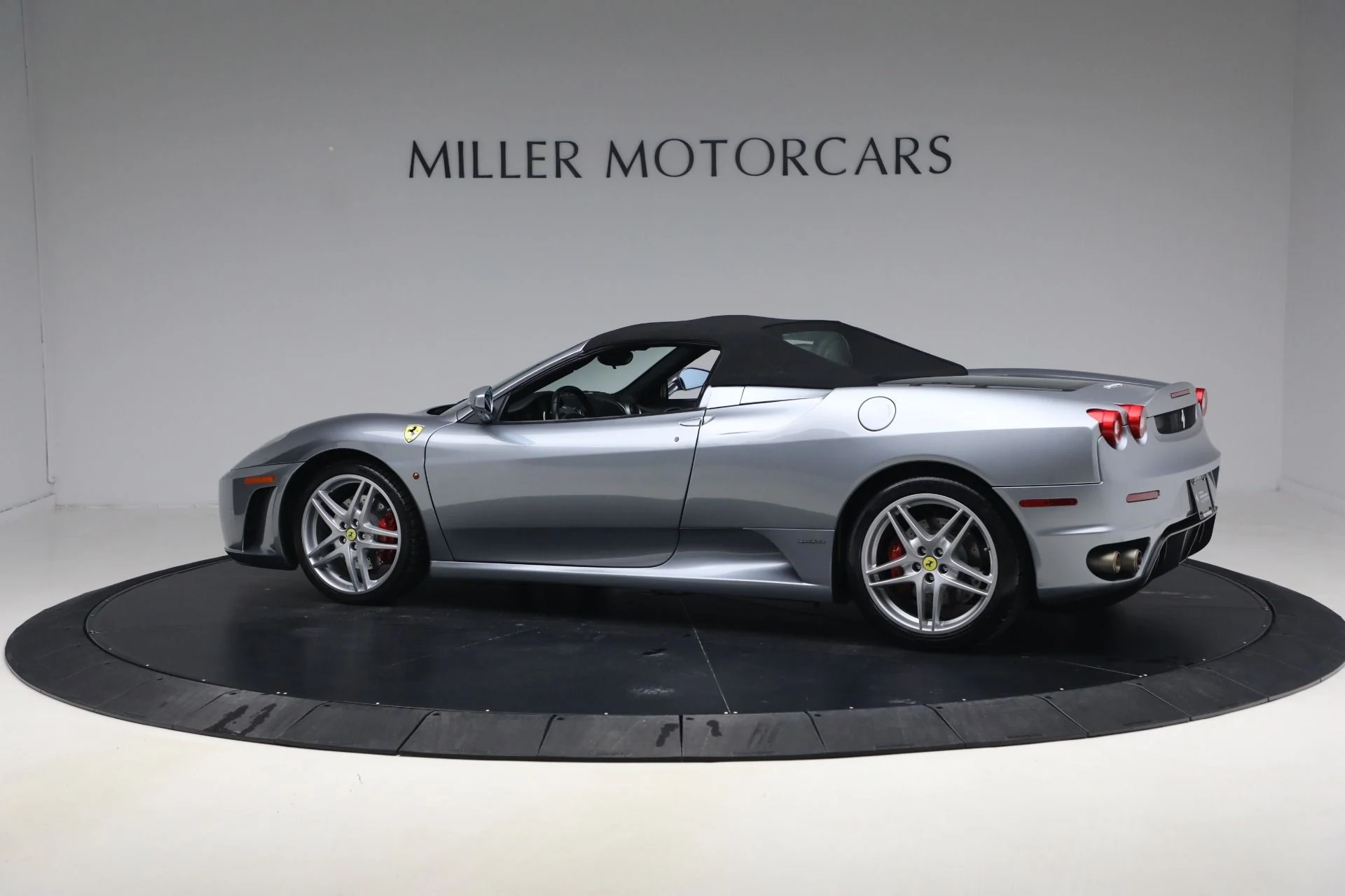 mph014_1571057434_Used_2005_Ferrari_F430_Spider_1771525257_c06fc6cc1b