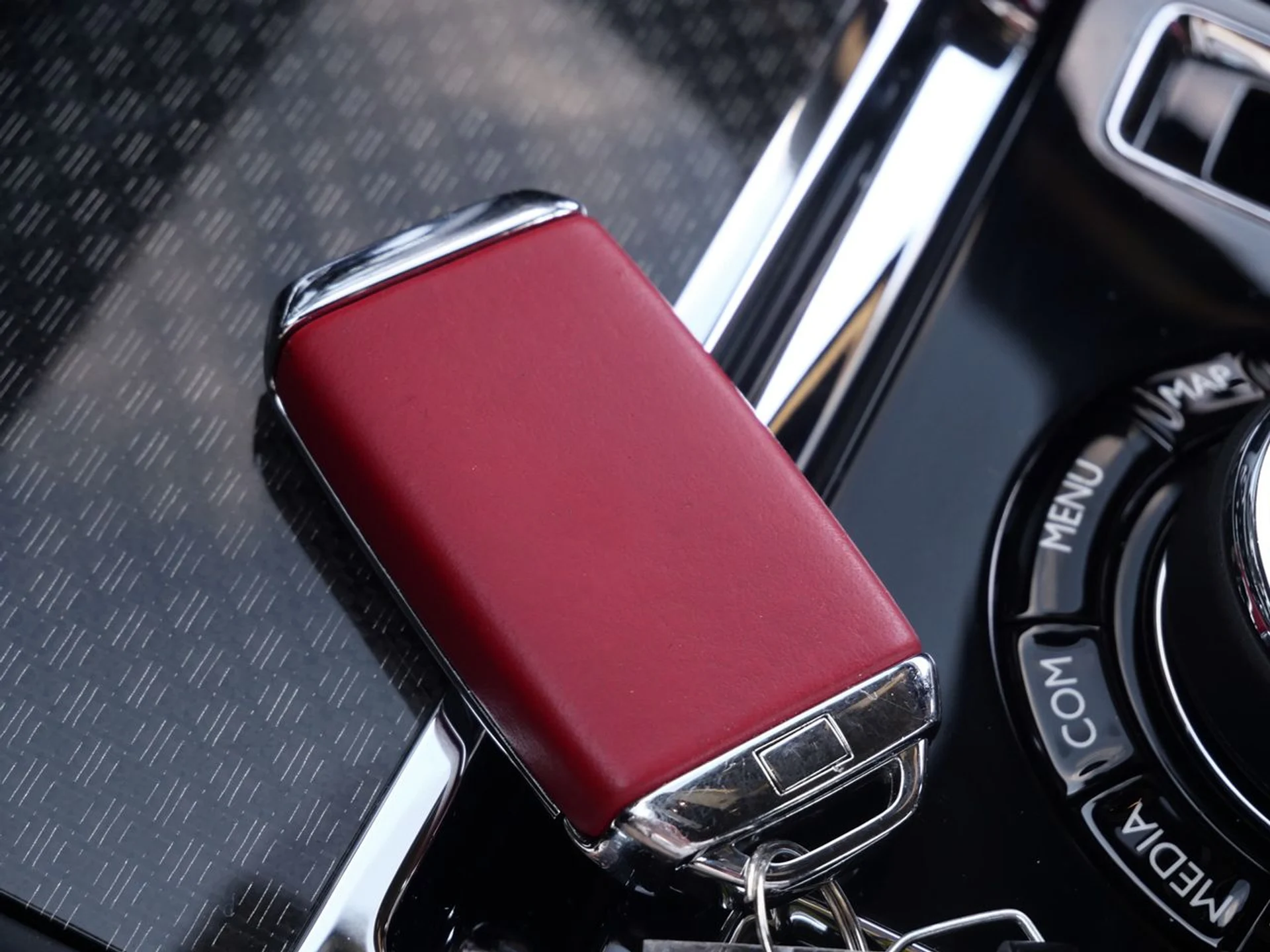 mph014_1571757844_a698bfeeab27a9156baaeb5cc4f6d121x_ccd7afbbc4