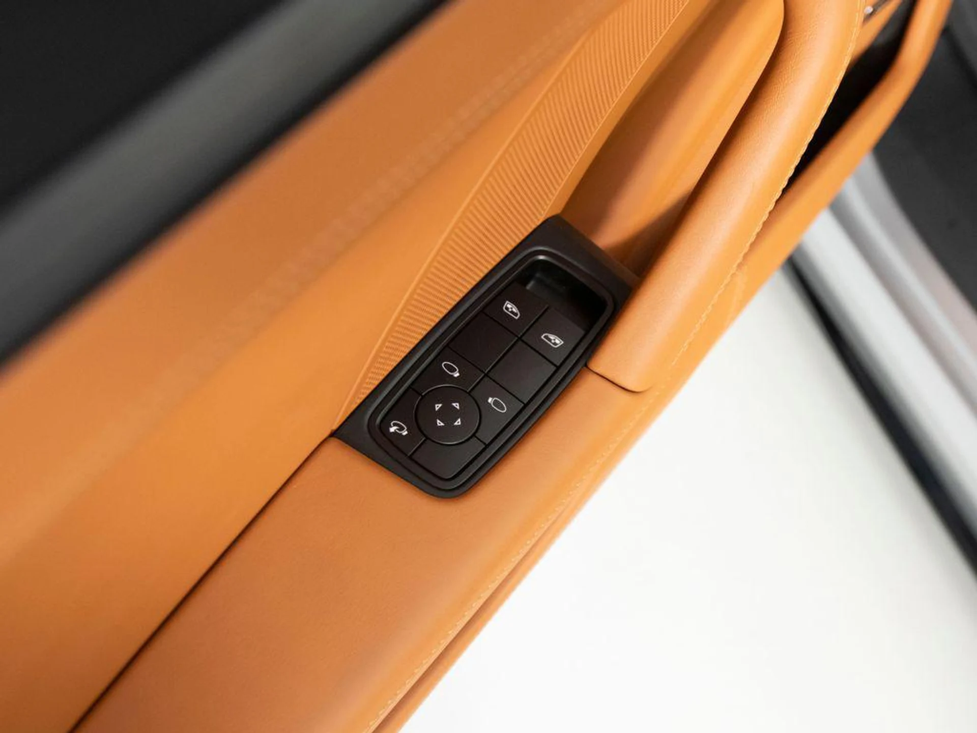 mph014_157979263_Wv3_Fv_B1_LV_Vjhv_X7v5rk_R7_Pu_Gd_Tw_12dcc28c4d