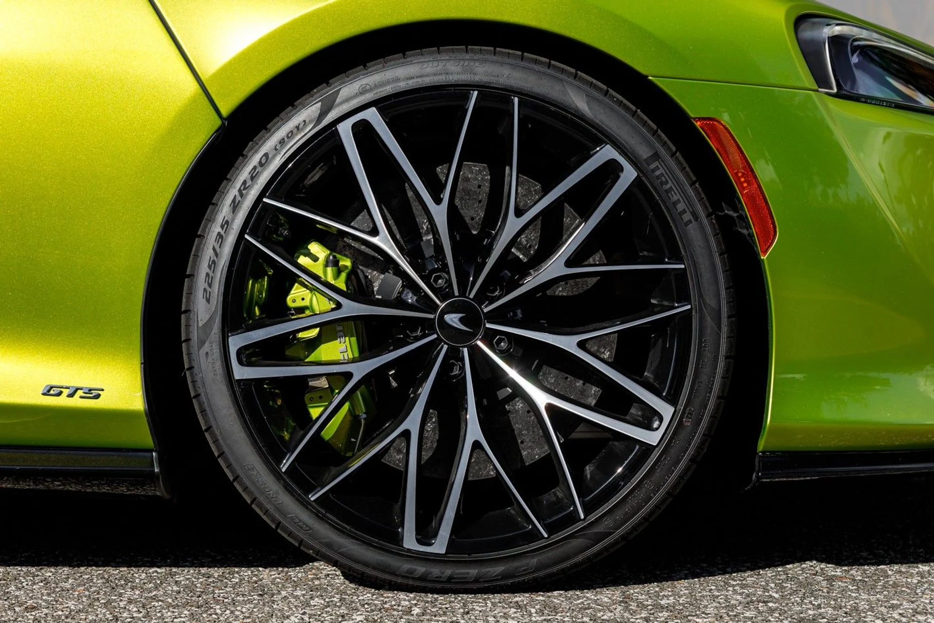 mph014_1581701424_462_p15_l_589ee66c5d