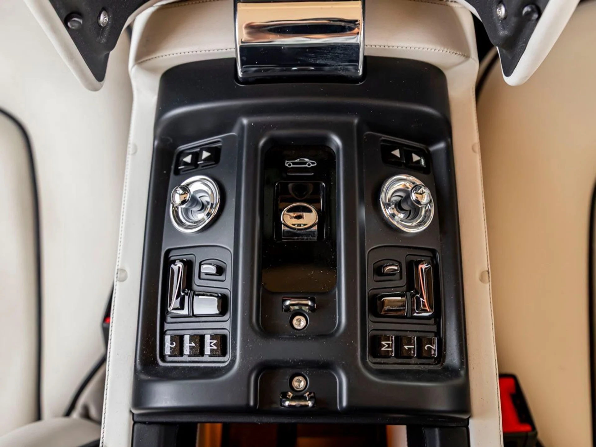 mph014_1588914382_15_1aafc12021