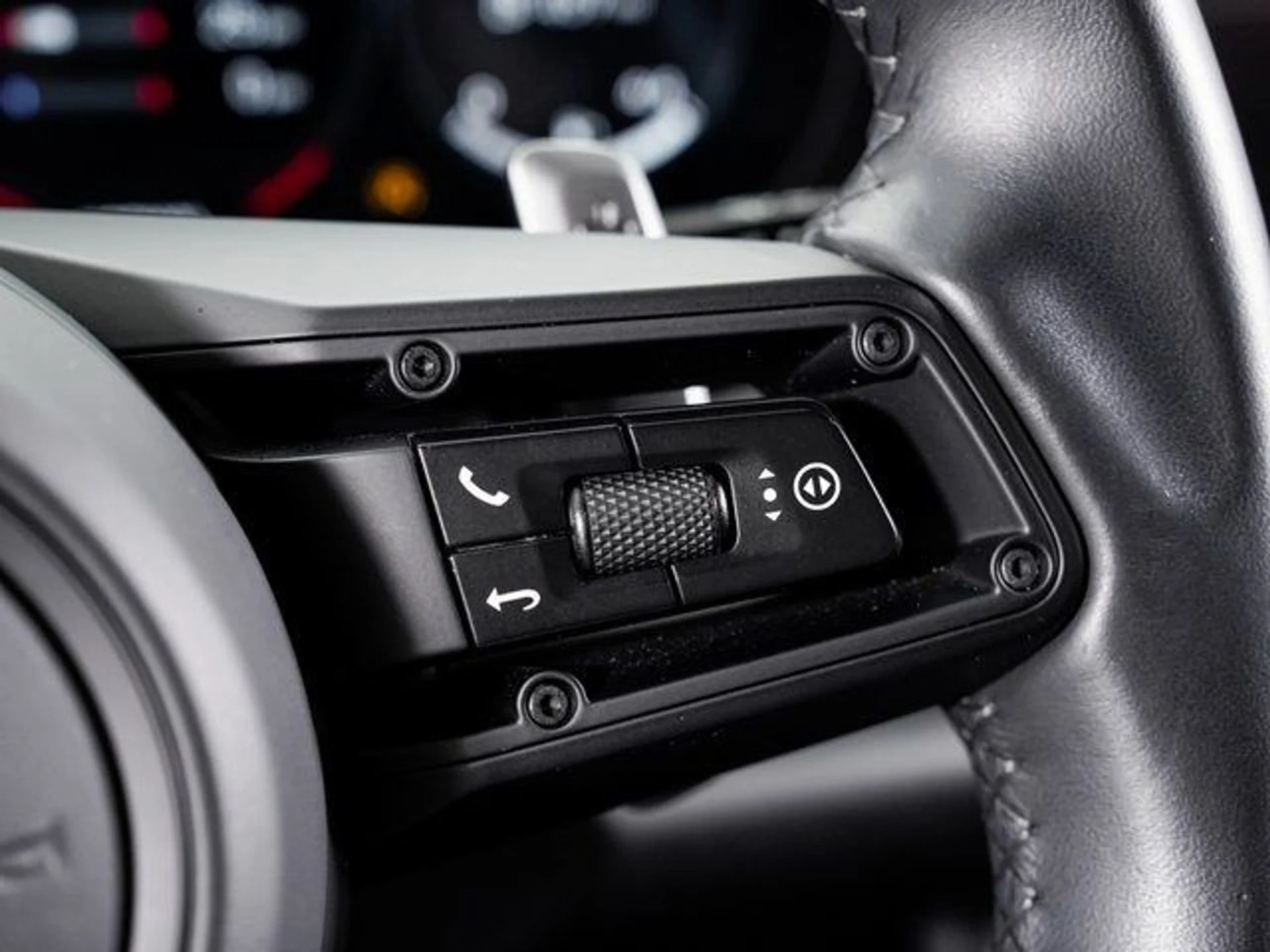 mph014_1592491018_4751f2977759605655171381b1e5cf72_0d3680e4b4