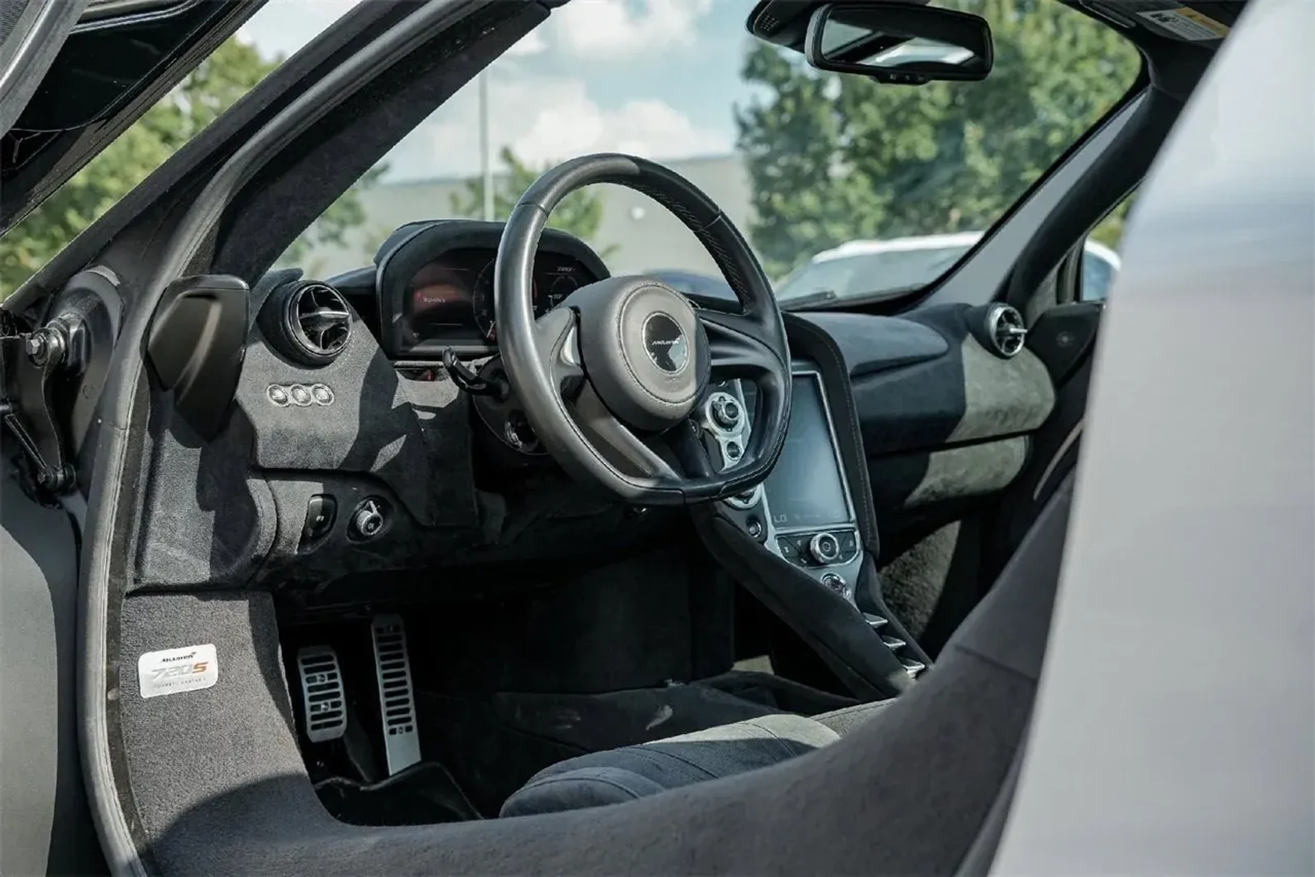 mph014_159772734_4f6403a1a8c64167ba5a4b359cd66d53_49ec2a8320