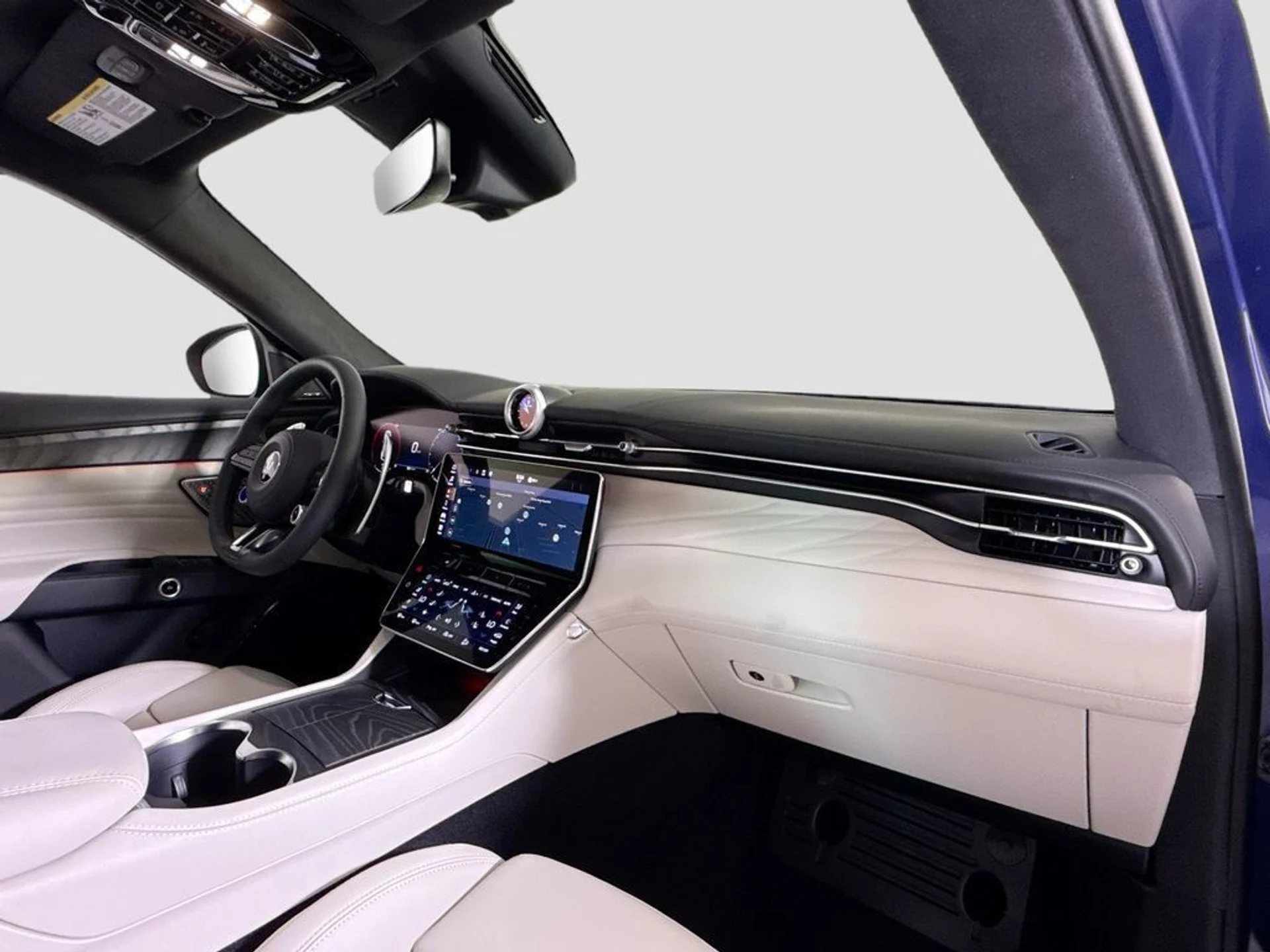 mph014_1599503499_new_2026_maserati_grecale_modenaawd_11350_23056160_14_1024_dbaff47951