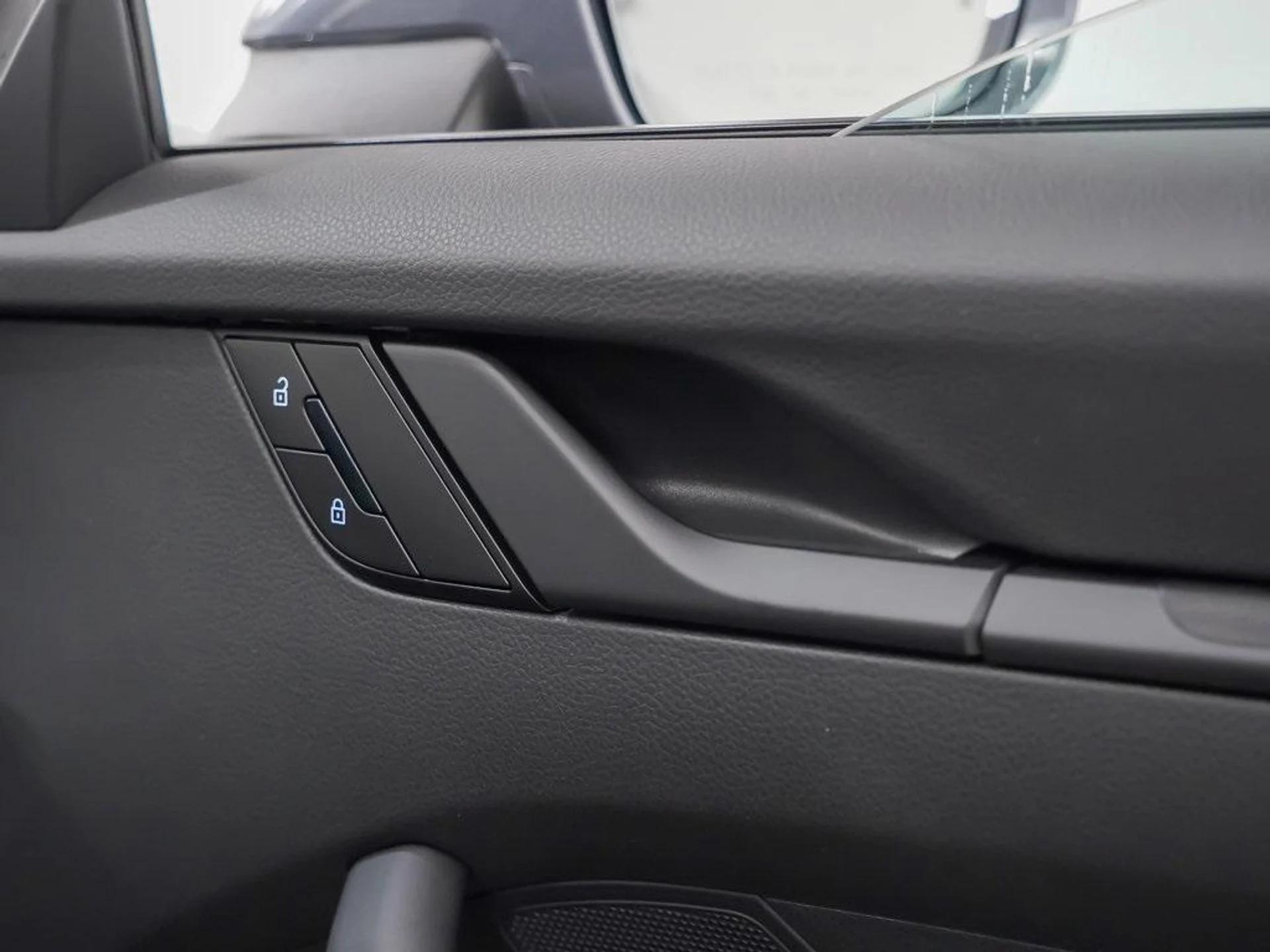 mph014_160163955_Uc_Wib_Ji_TO_Sb_Fyv_W_Yi_SFY_AIPE_0841595c96