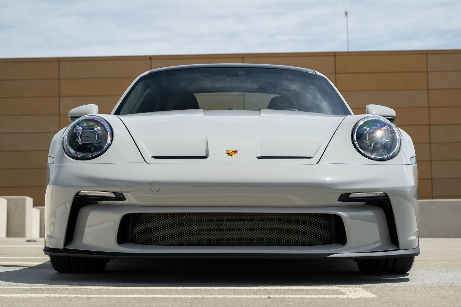 mph014_1613607486_Used_2022_Porsche_911_GT_3_Touring_1788909258_7887a9f395