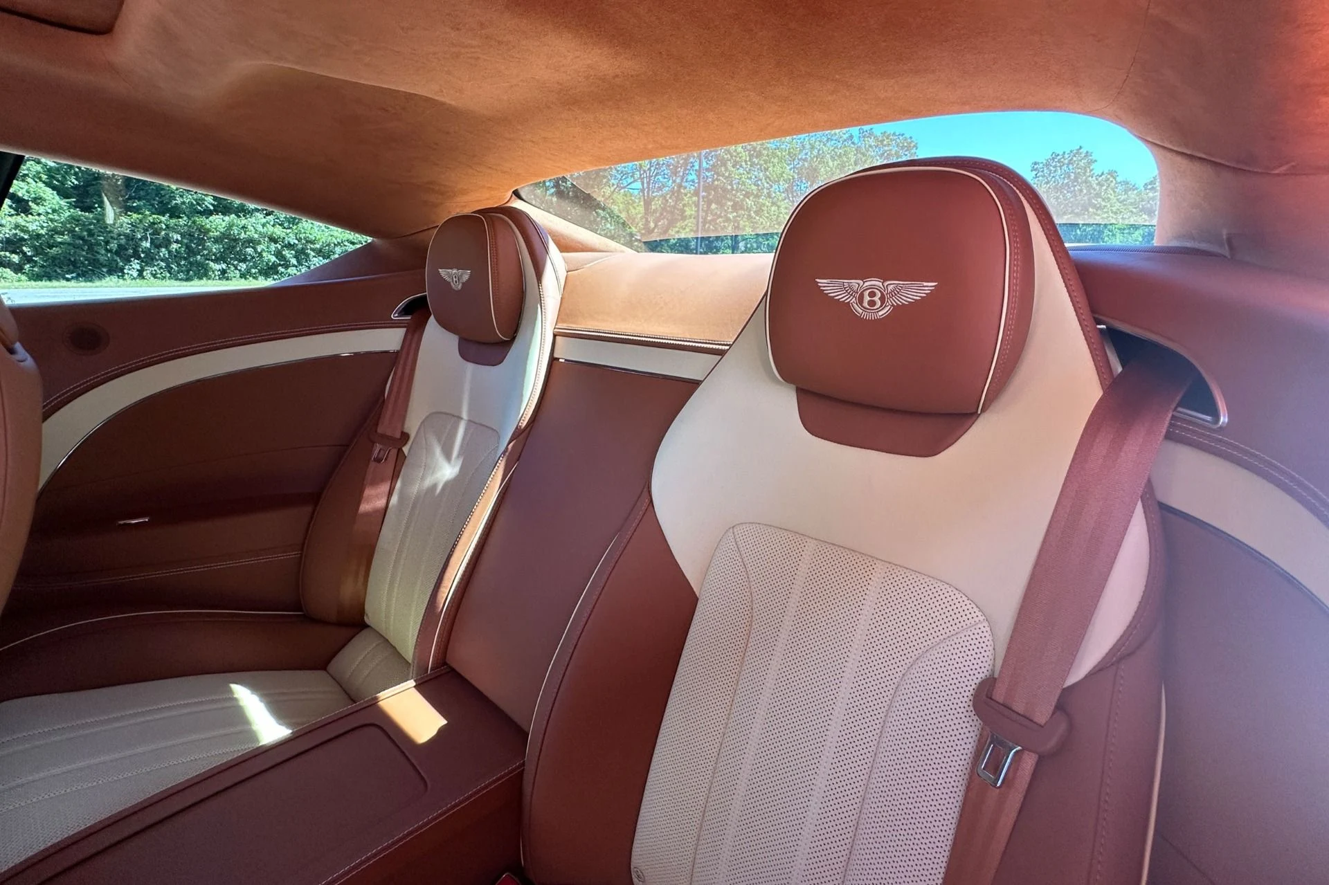 mph014_1613749894_Used_2024_Bentley_Continental_1782129140_6b81152d28
