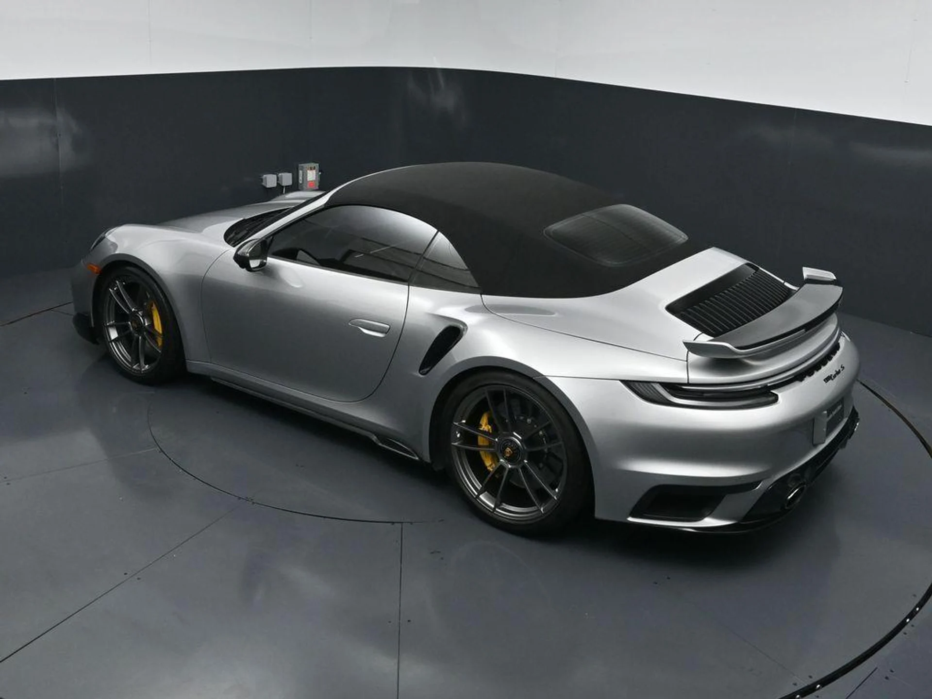 mph014_1615277017_f_Gb_LW_pvn_BZ_0_YP_Df_M_Cu_org6q_DA_005ca3b1db