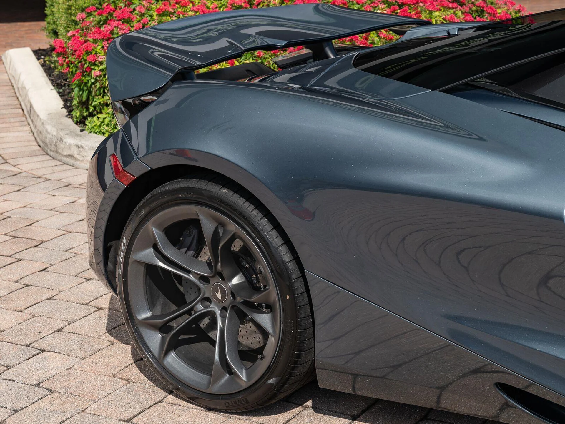 mph014_1616542307_Used_2020_Mc_Laren_720_S_Spider_1787936630_34f829079c