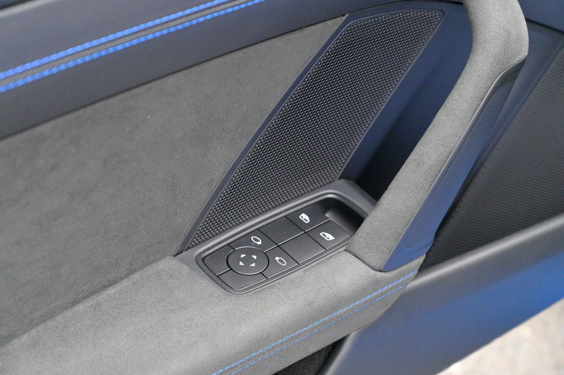 mph014_1620083861_a7d06e0269cc479fbdaa8e80de6404f8_3068b0904f