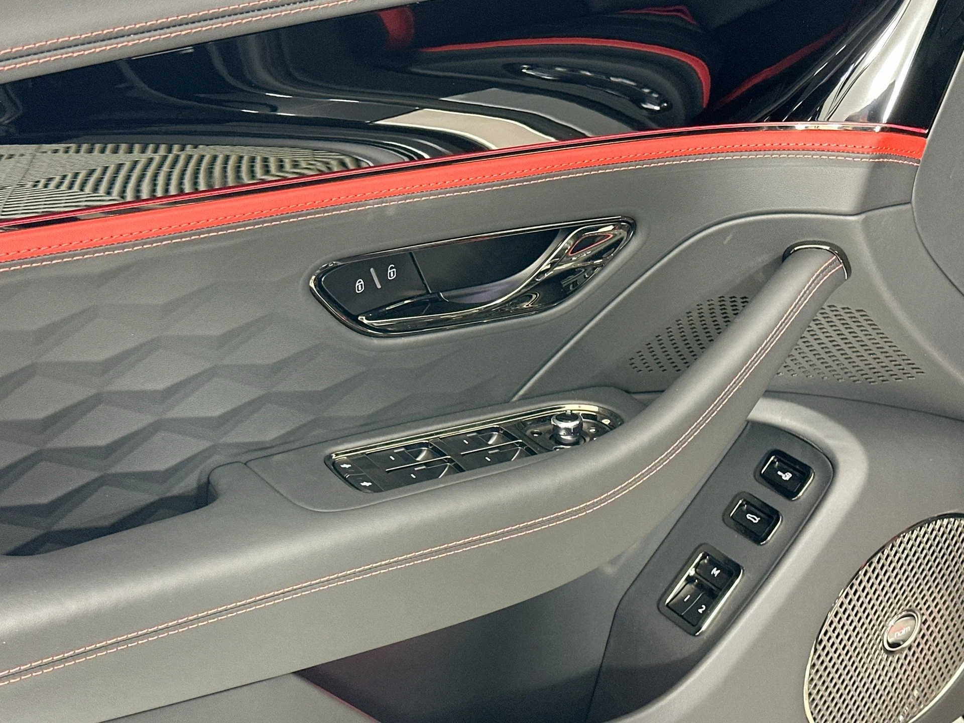 mph014_1623356887_15_6a5f87c0d6