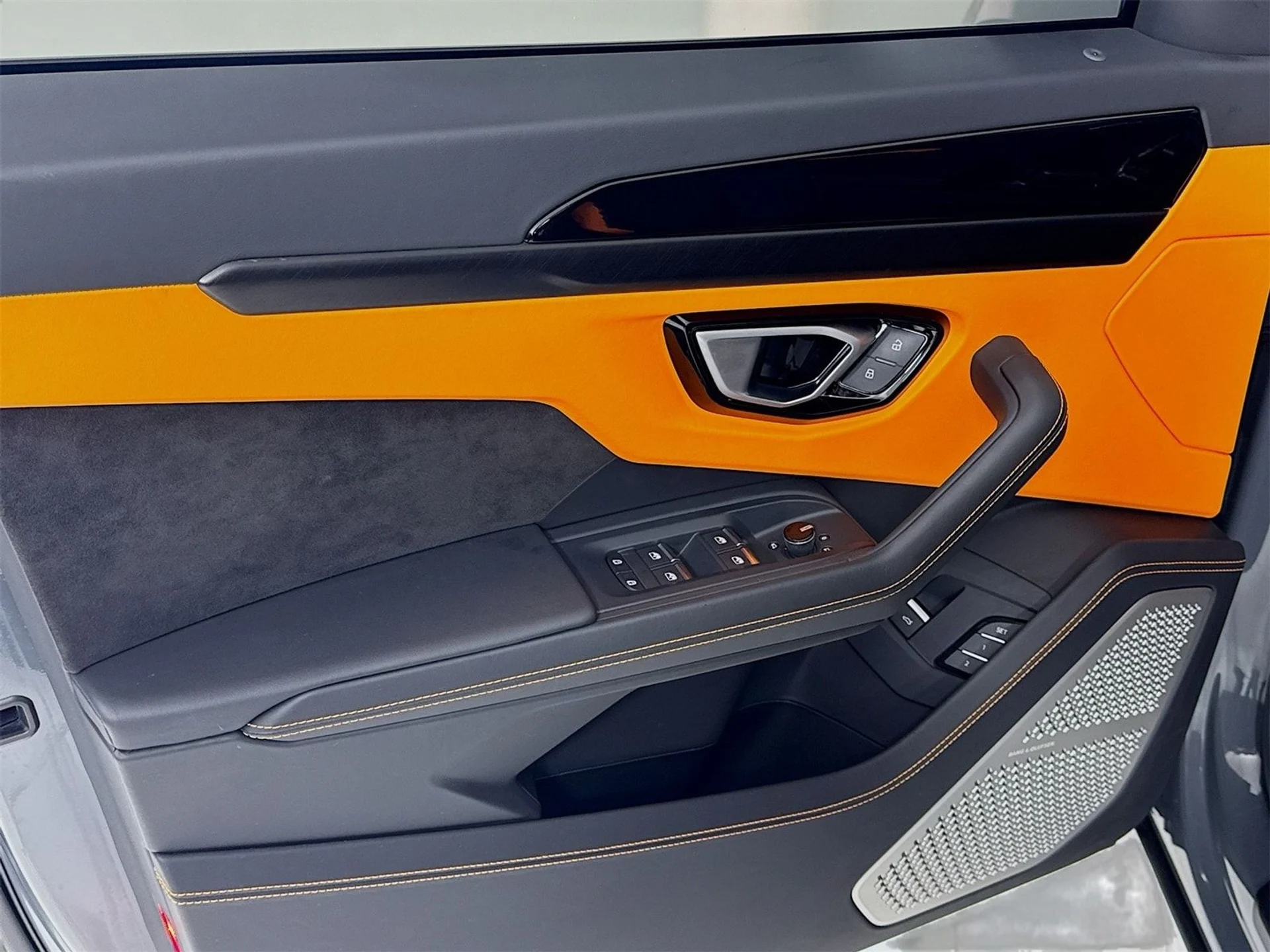 mph014_1635358005_e1a11ea7eb54cbde1dd45f48ab075c52x_1991abc3c0