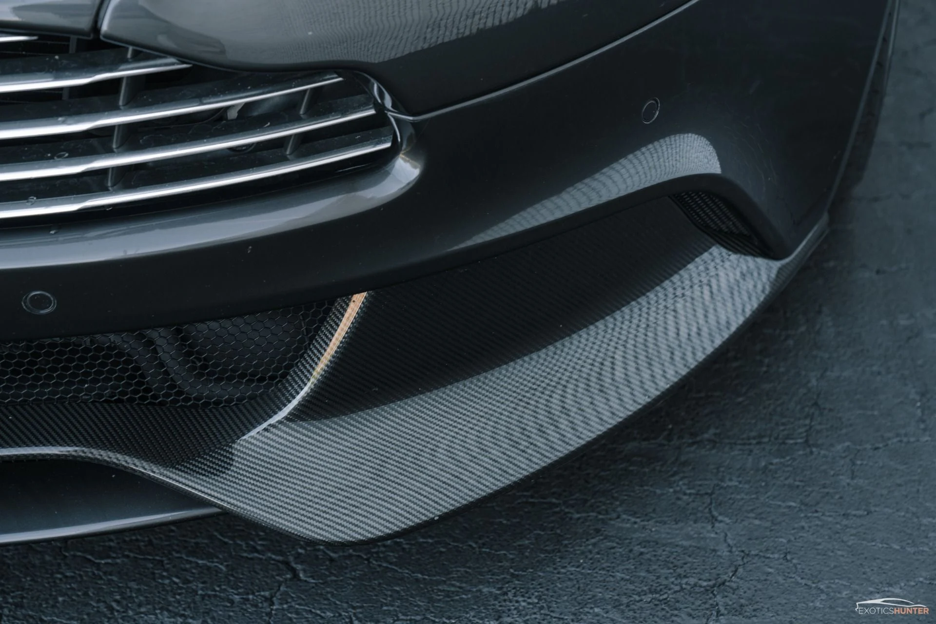 mph014_1638110503_Used_2014_Aston_Martin_Vanquish_Carbon_Everything_1754011458_531249ccaa