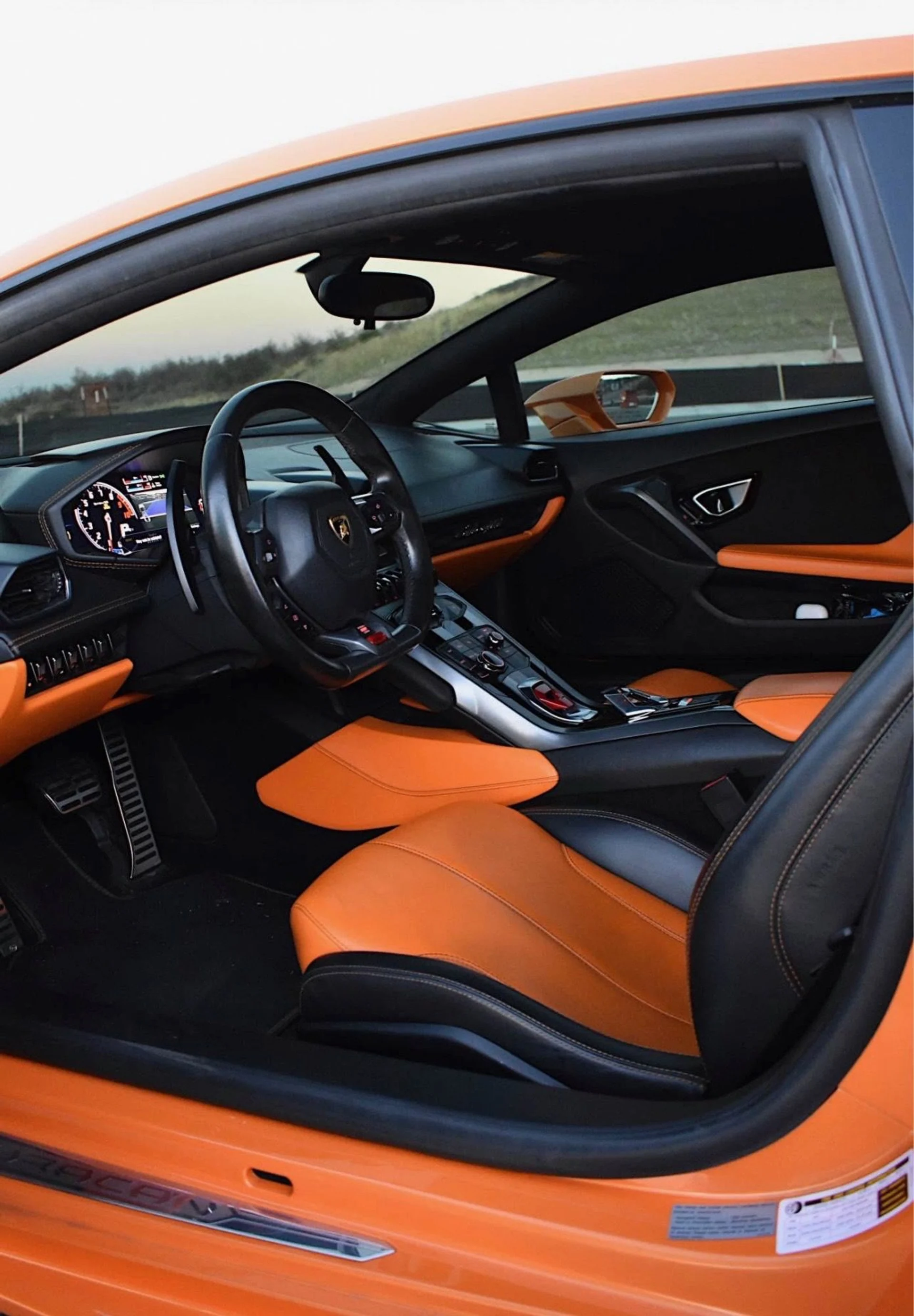 mph014_1638334888_Used_2017_Lamborghini_Huracan_LP_580_2_1760977133_b85a244166