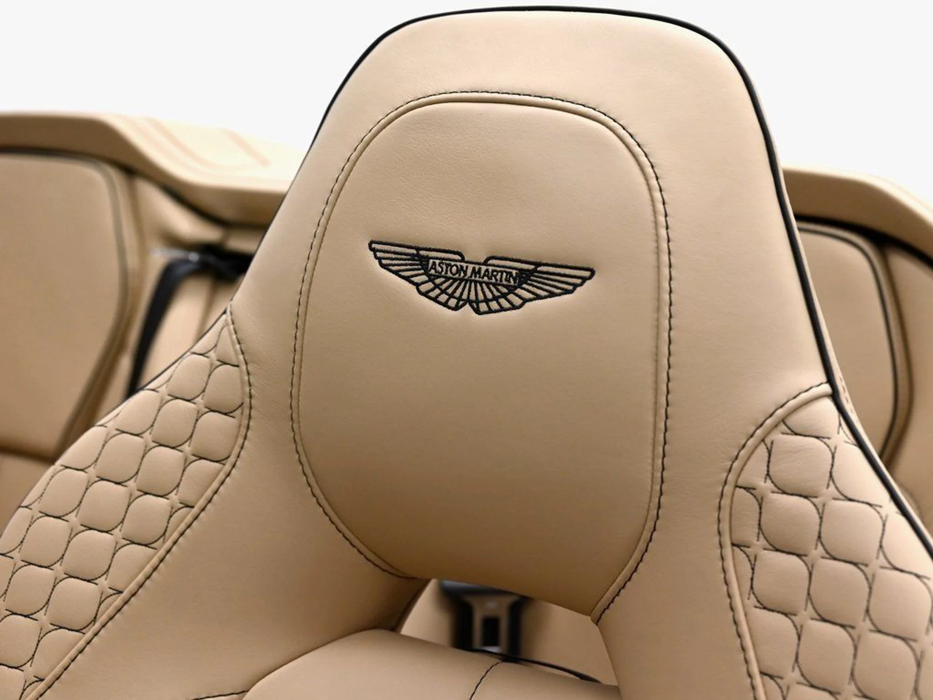 mph014_1640690508_c83f6aa698b9db23127681e81a65fb4e_e5a3721194