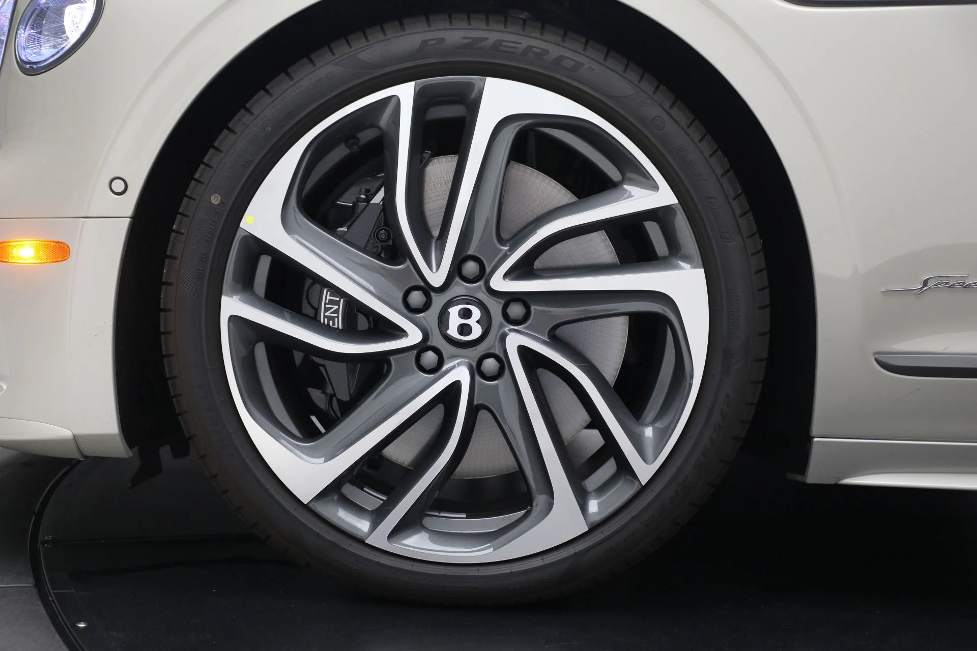 mph014_1642589086_New_2025_Bentley_Flying_Spur_Speed_aad486d54f