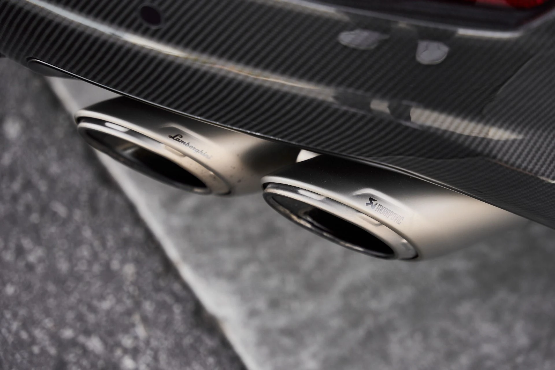 mph014_1642899664_Used_2023_Lamborghini_Urus_Performante_1771116646_7539d7a4d8