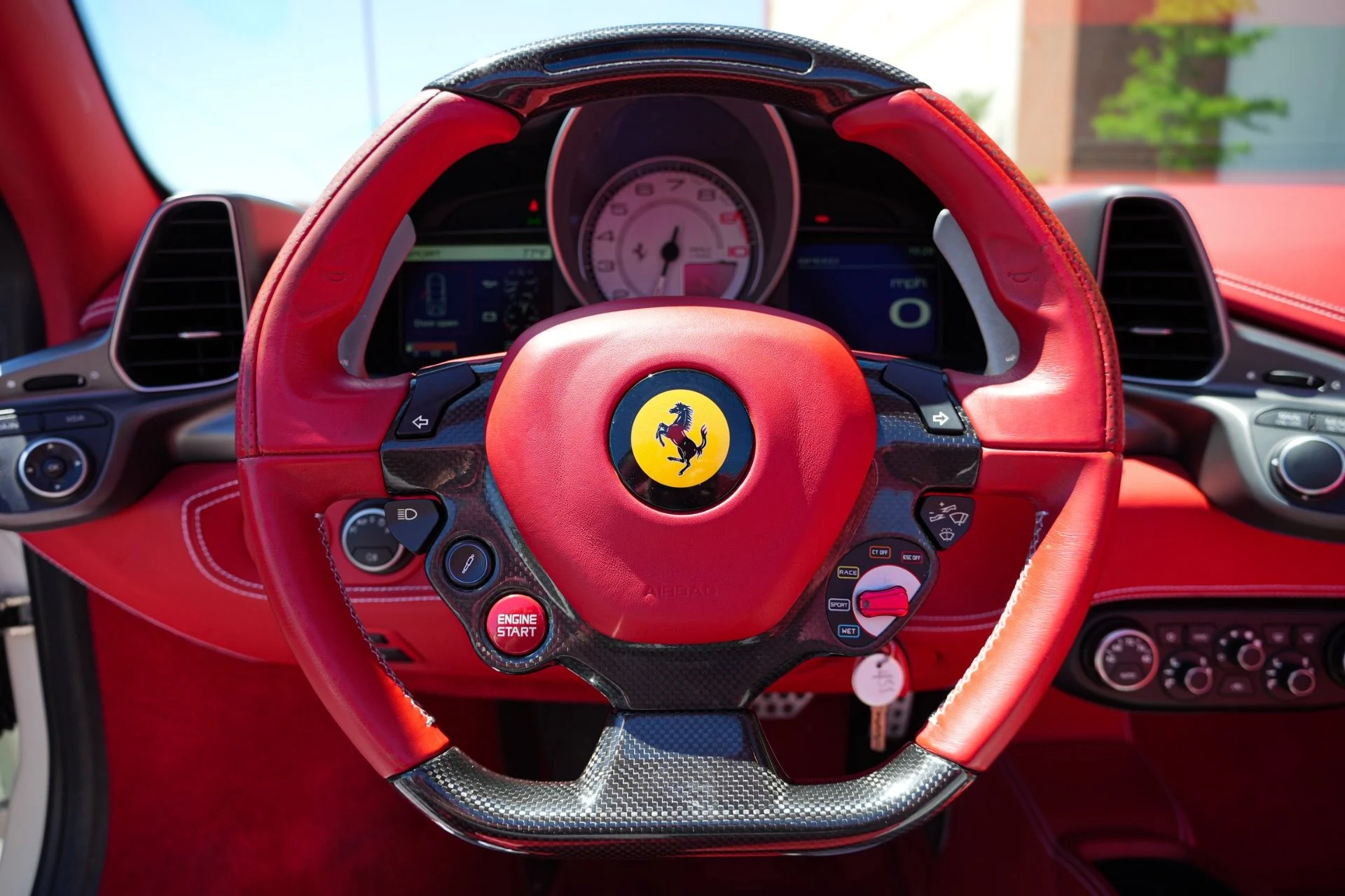 mph014_1661126346_Used_2013_Ferrari_458_Spider_1781897599_24f1917a67