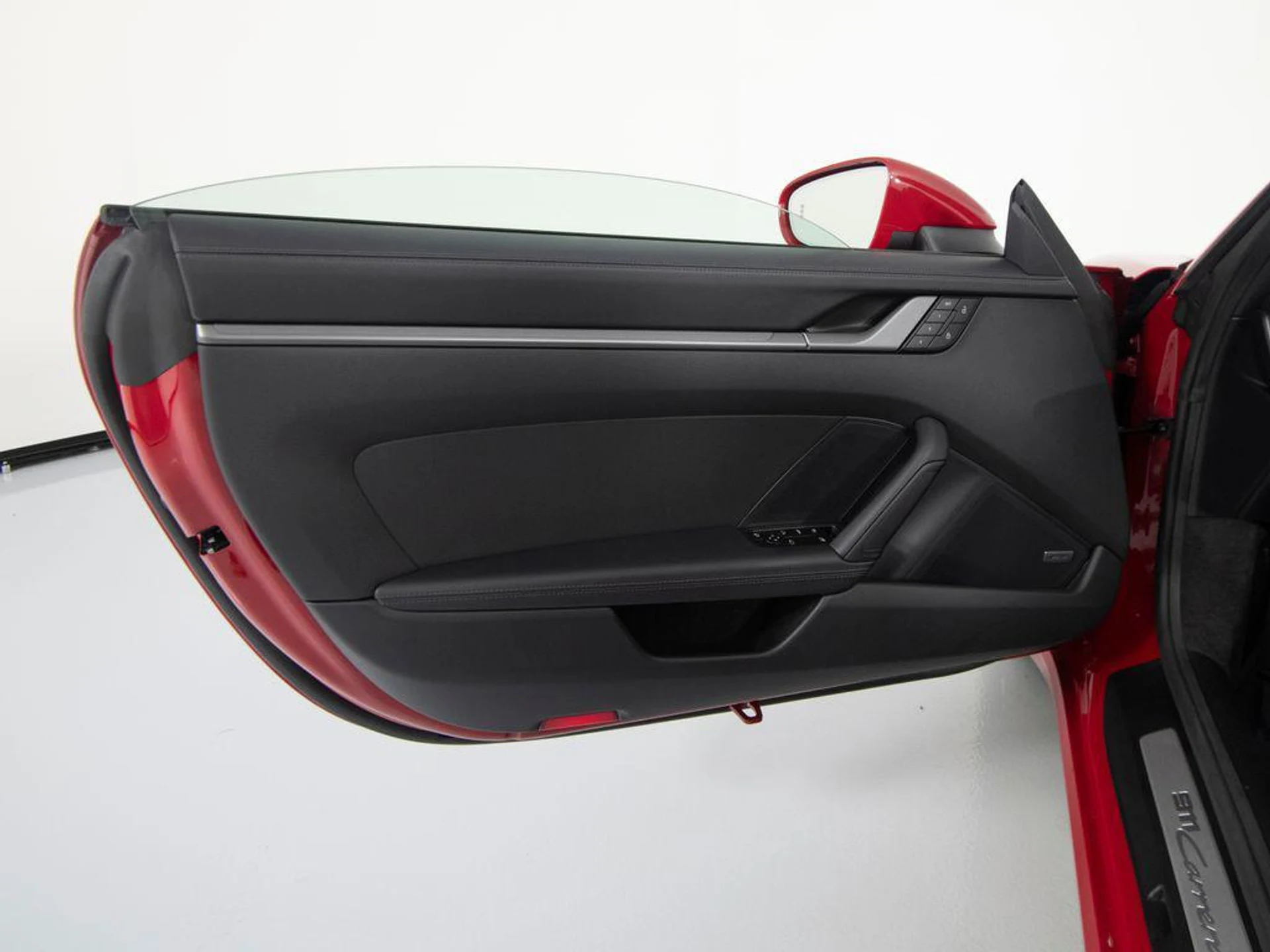 mph014_1661830071_C_2k_A098mj_Yk_DCFF_Rb_Nb_JU_1_M4_Y_552884f942