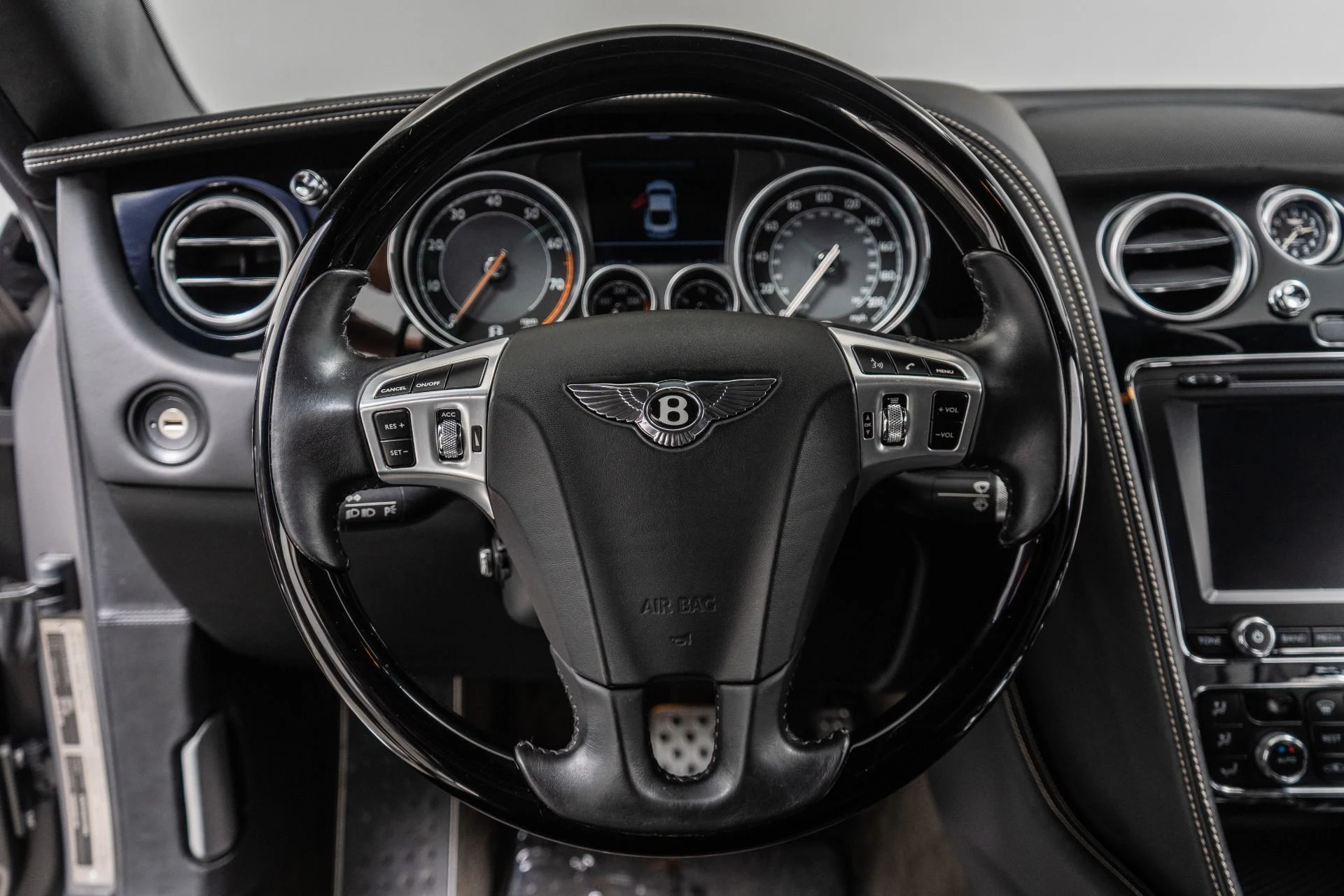 mph014_1669376306_Used_2012_Bentley_Continental_GT_1788465099_b6fe87c90e