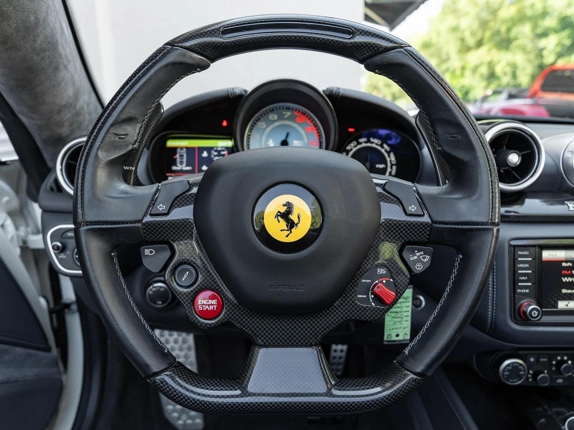 mph014_1675805281_Used_2015_Ferrari_California_T_1758132627_057151e809