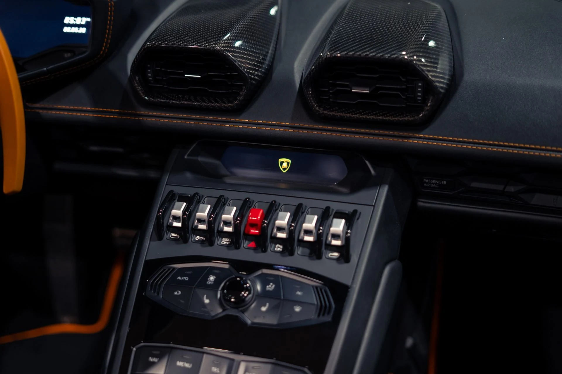 mph014_1682911455_Used_2017_Lamborghini_Huracan_LP_610_4_Spyder_1780761018_c3781175f2