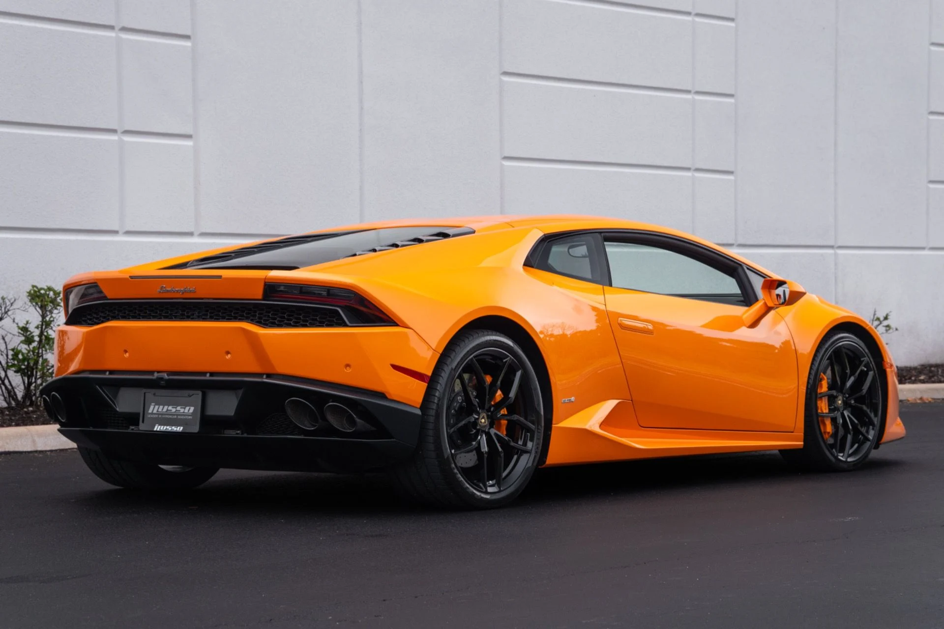 mph014_1688083498_Used_2016_Lamborghini_Huracan_LP_610_4_1780109643_34e1dbff88