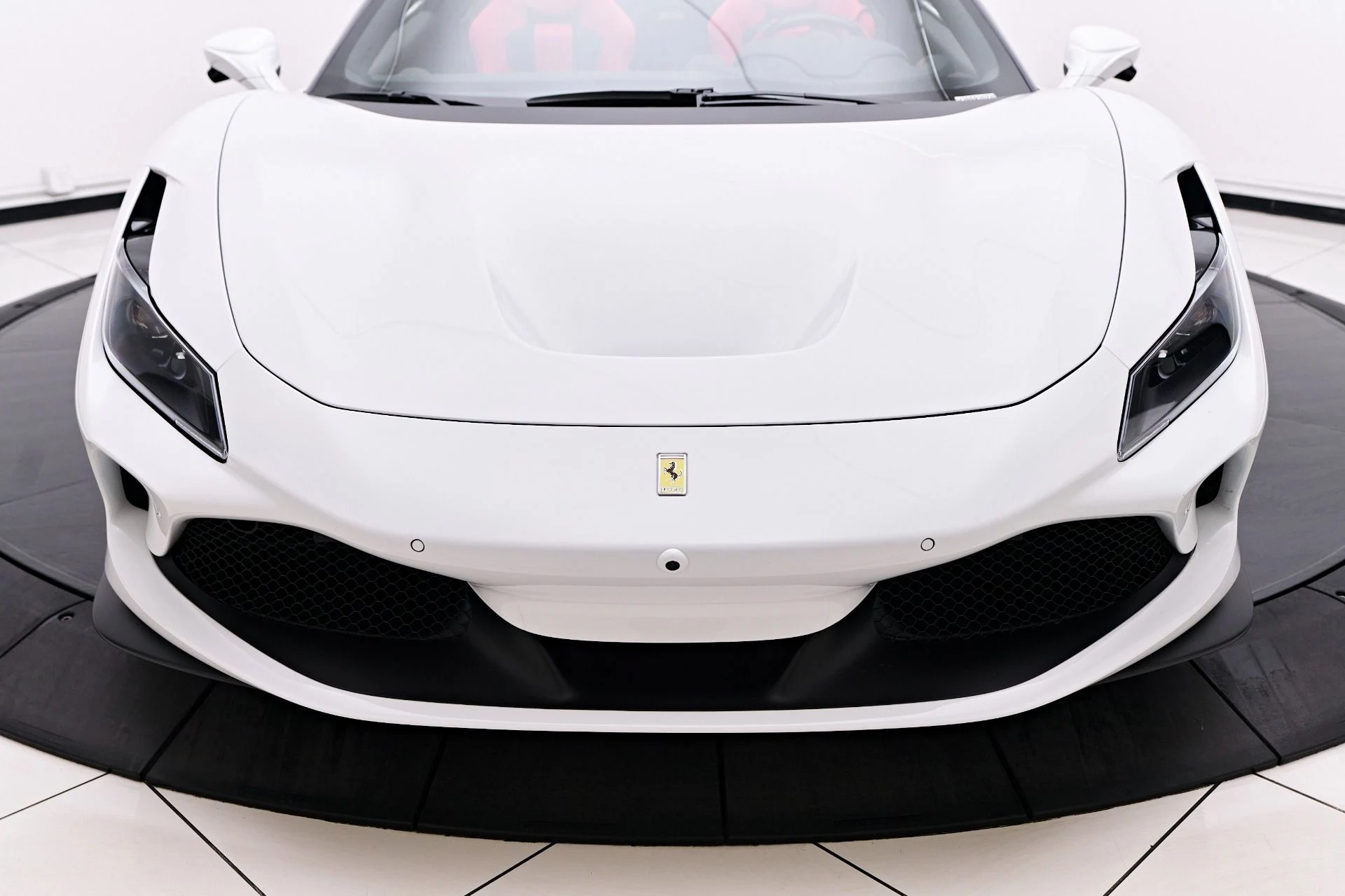 mph014_1689008808_Used_2023_Ferrari_F8_Spider_Base_1753926765_ca66ee2c56