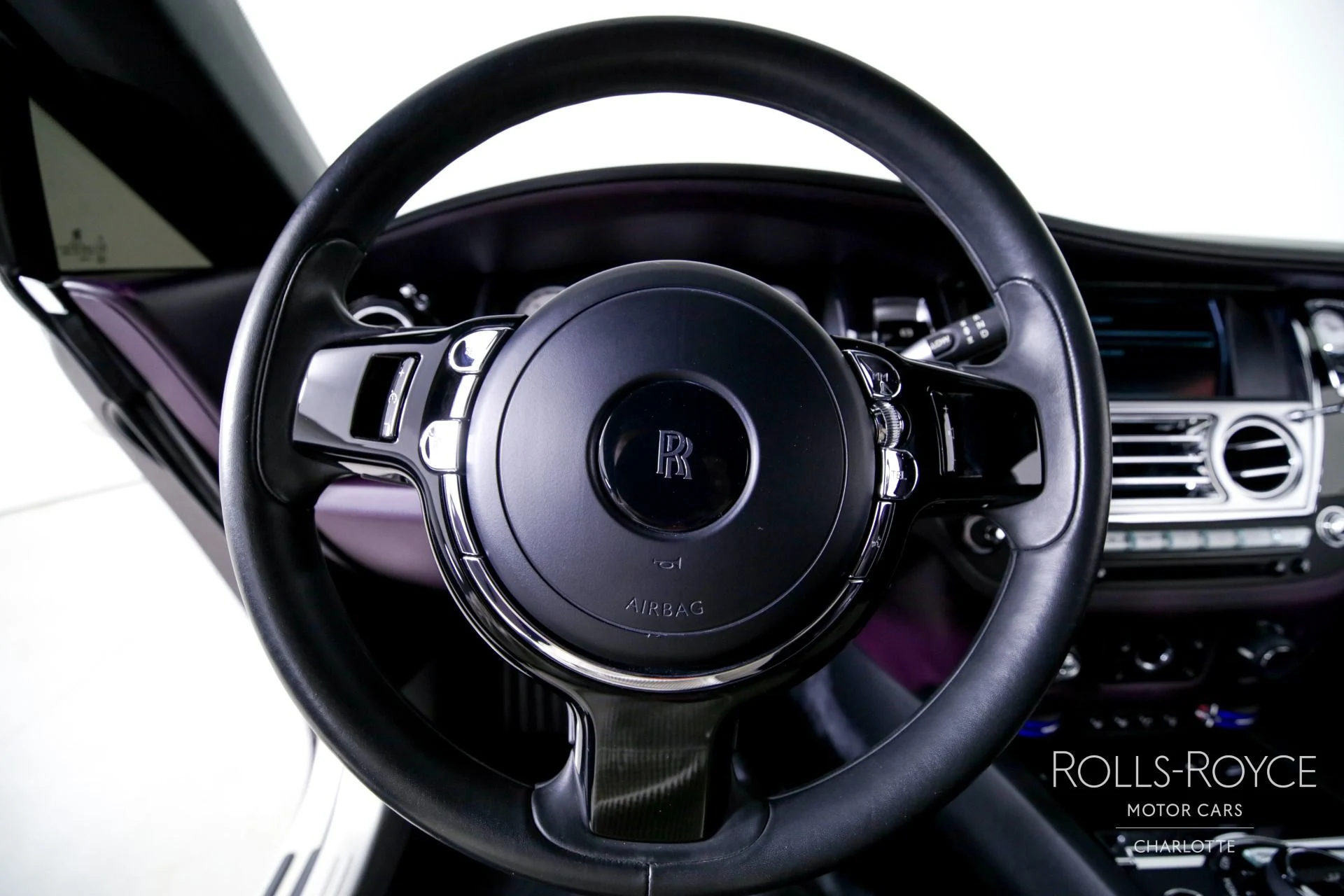 mph014_1689991352_Used_2018_Rolls_Royce_Wraith_1744735509_28afdb0d81