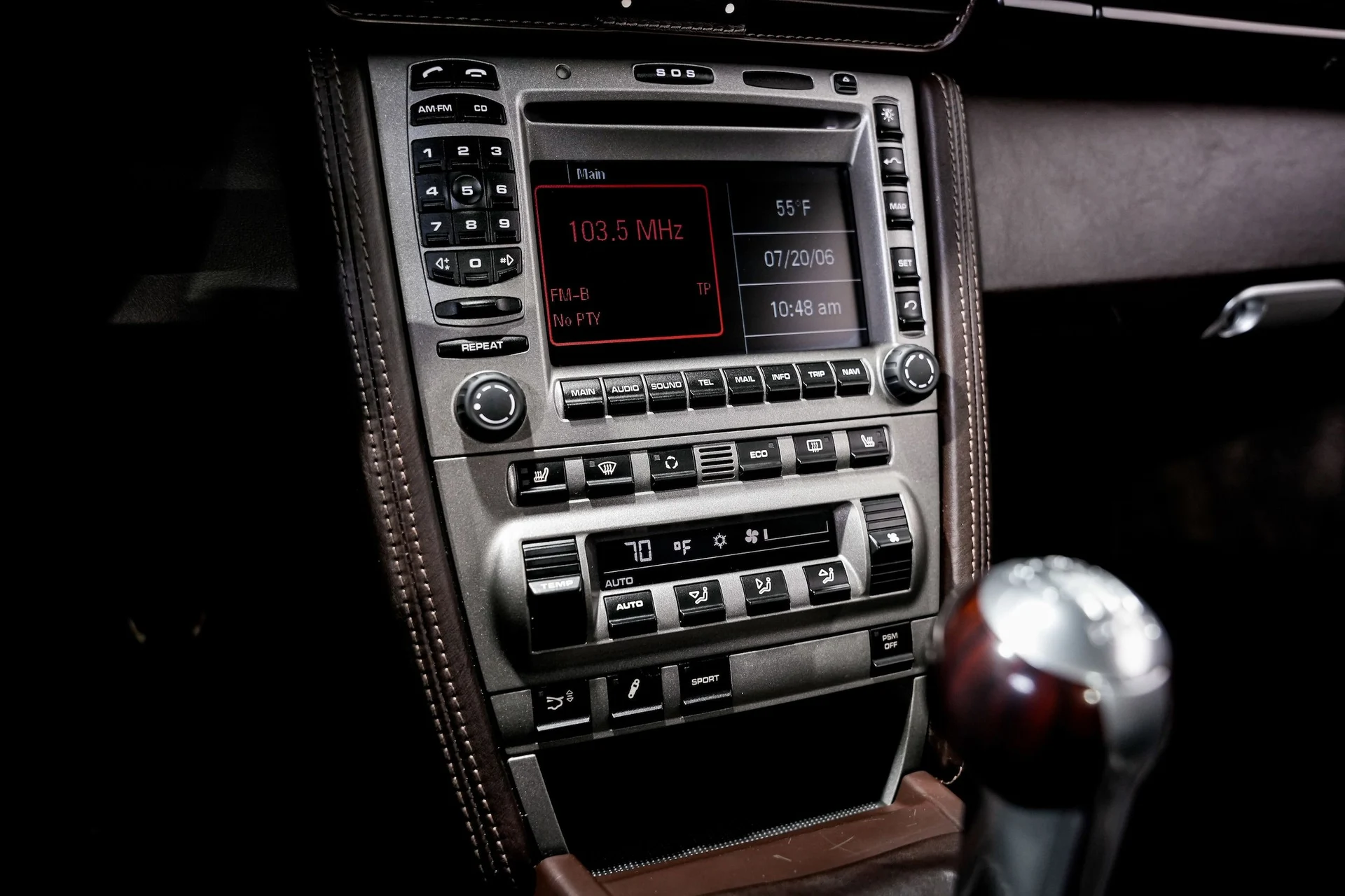 mph014_169373235_6320de9cc67272fbf3179c50eb9c710bx_5e37076368