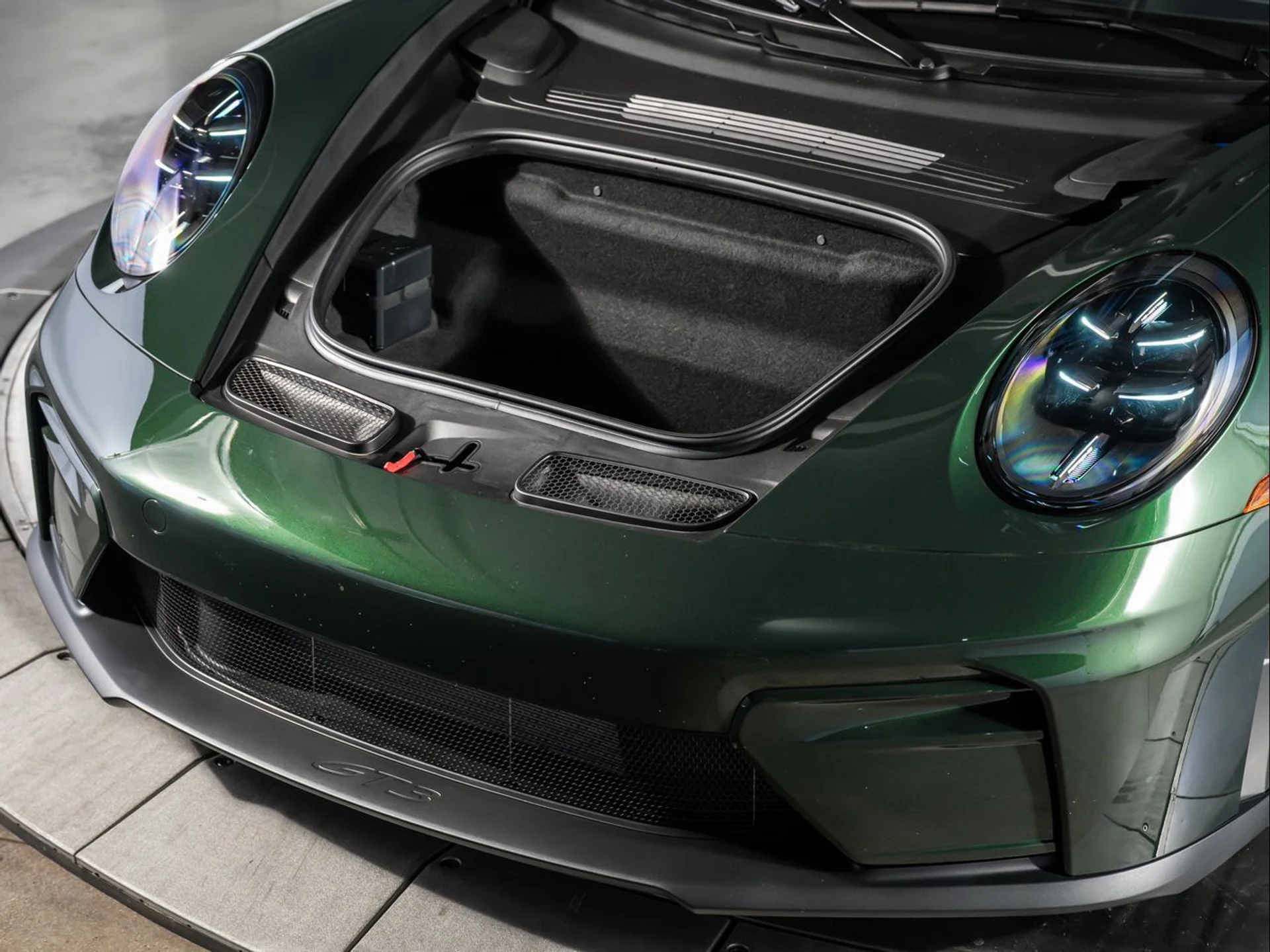 mph014_1696024662_32dee19f89cab34a04aaeef36c087b6b_47c226fb24