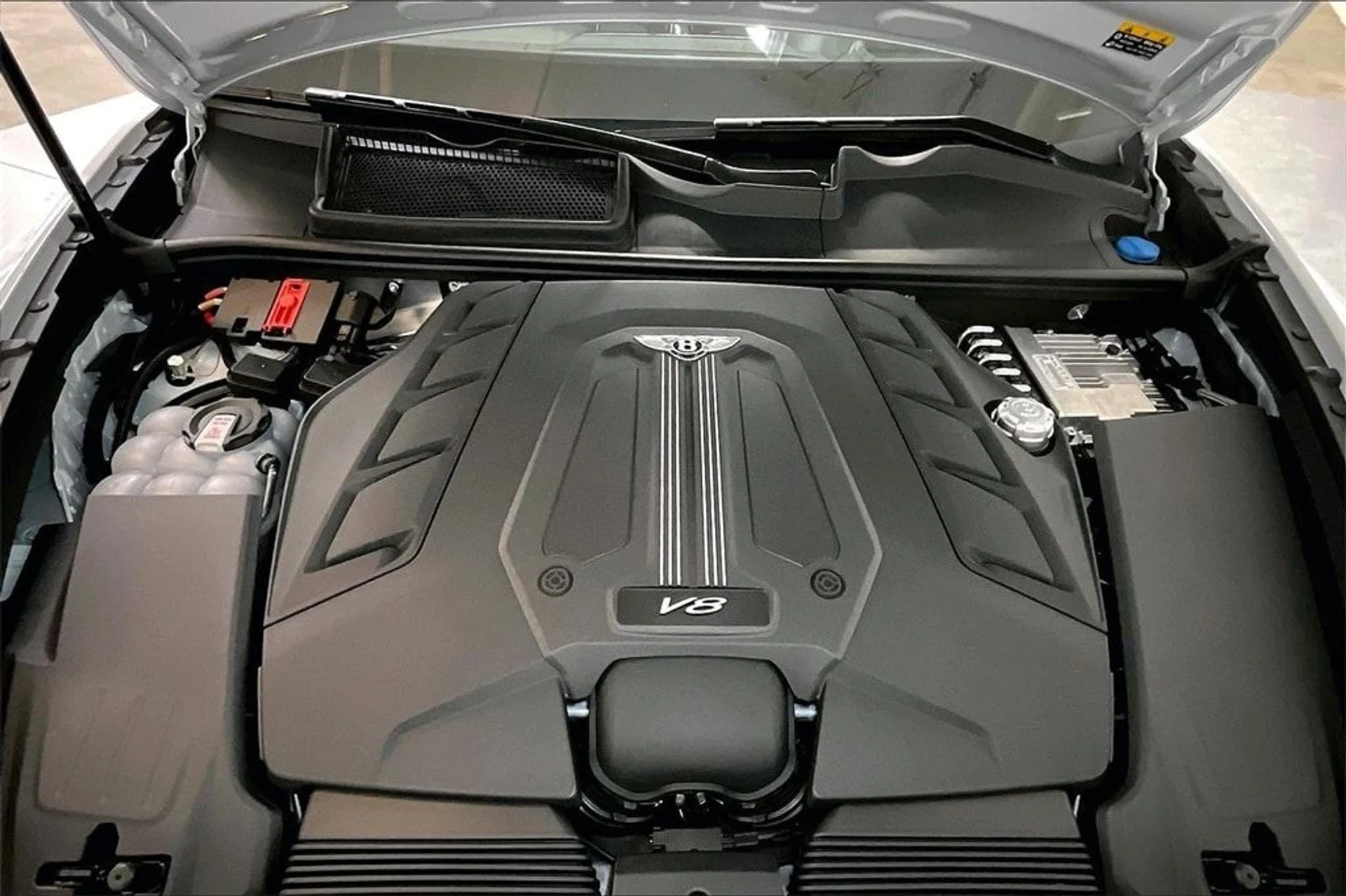 mph014_1696205583_201756085c041b8dd8fe652ce3478f0ex_9514977409