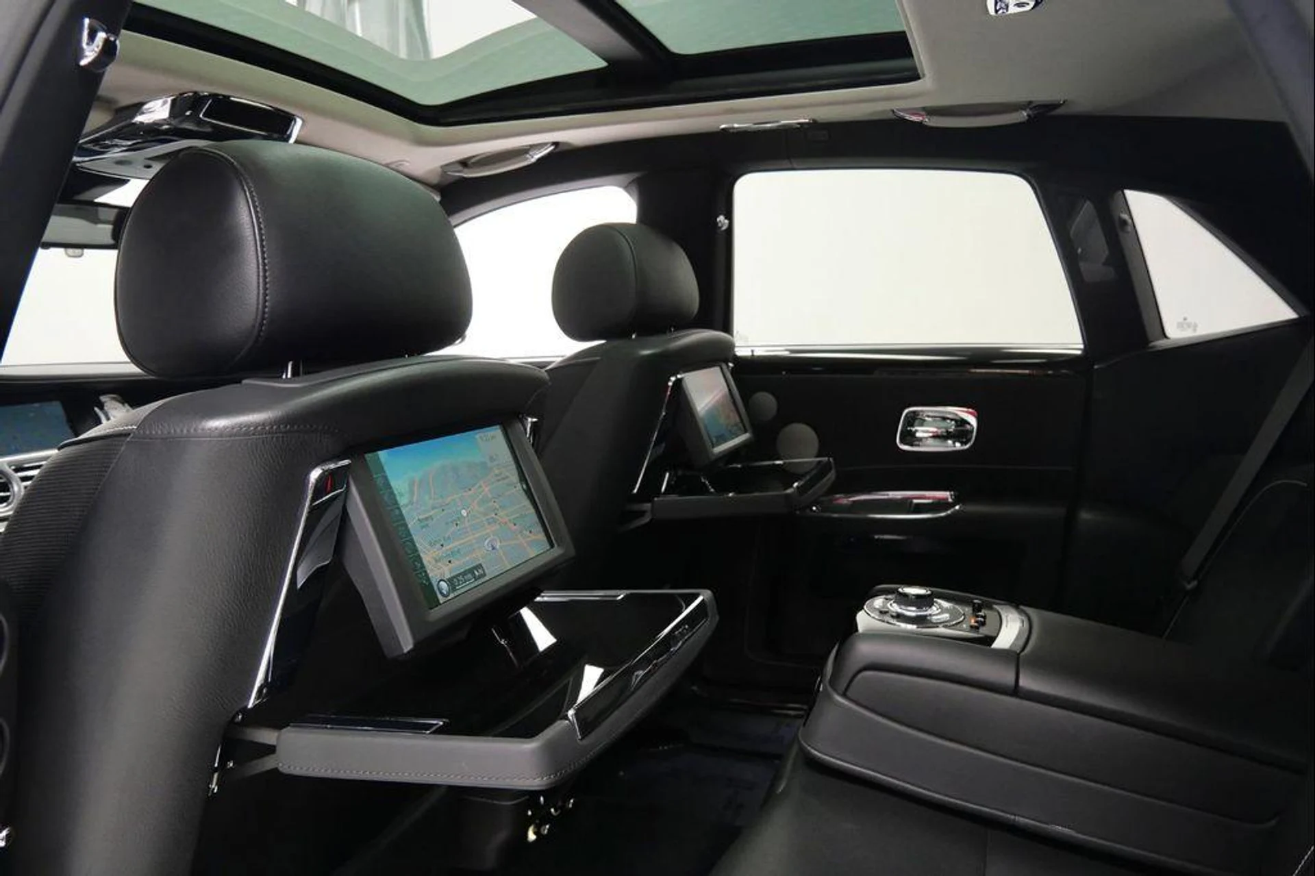 mph014_1703919388_ks_It_I_Xu1_Vfmy_N_Kqany_VRDL_5o3_IY_5cc2e288a4