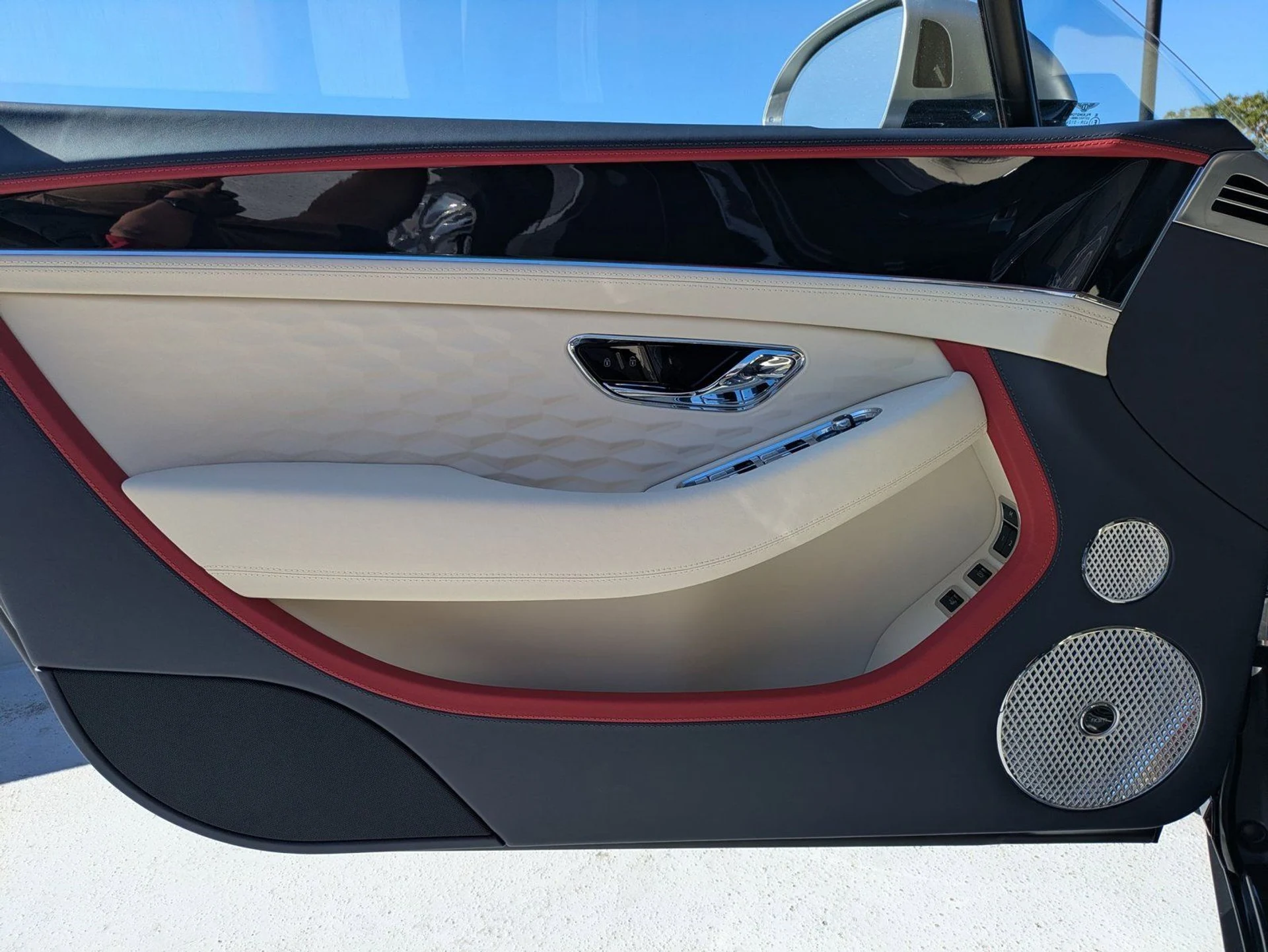 mph014_1704153224_874acfbf5cd9f295cc7a82c2cdb2ec13x_f00eaffee4